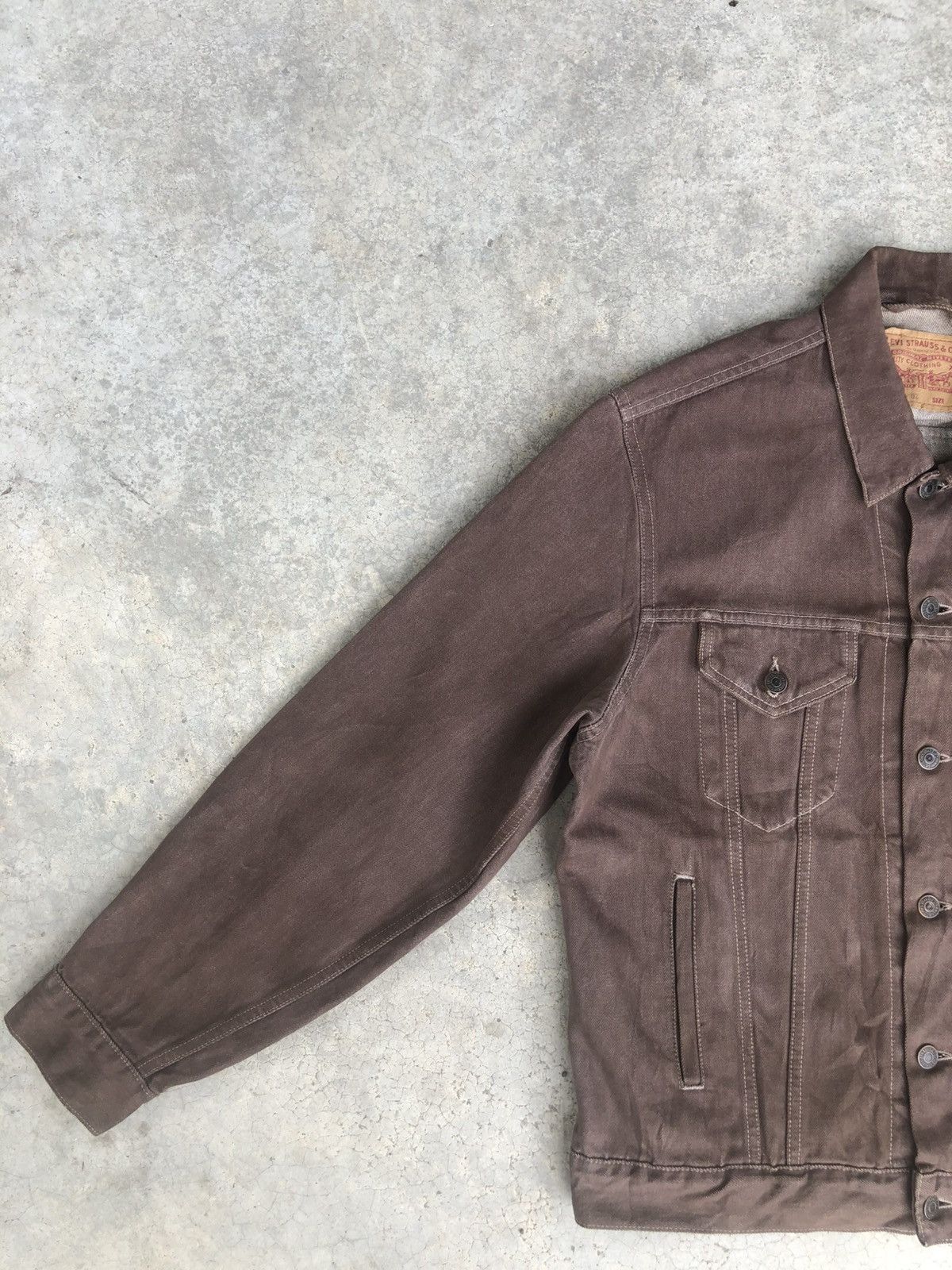 Levi's Vintage 90s' Levi’s Denim Jacket Distressed Denim Size US M / EU 48-50 / 2 - 6 Thumbnail