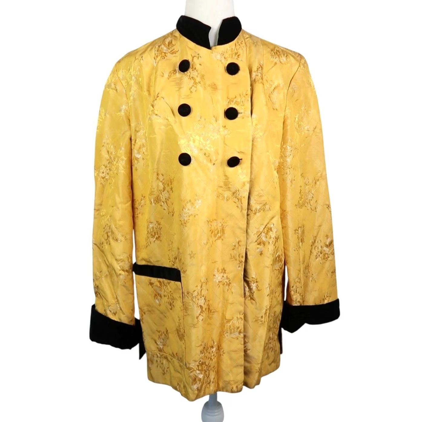 Velvet VINTAGE Jacket 70s Yellow Floral Silk Brocade Black Velvet Trim 12 Womens Size XL / US 12-14 / IT 48-50 - 2 Thumbnail