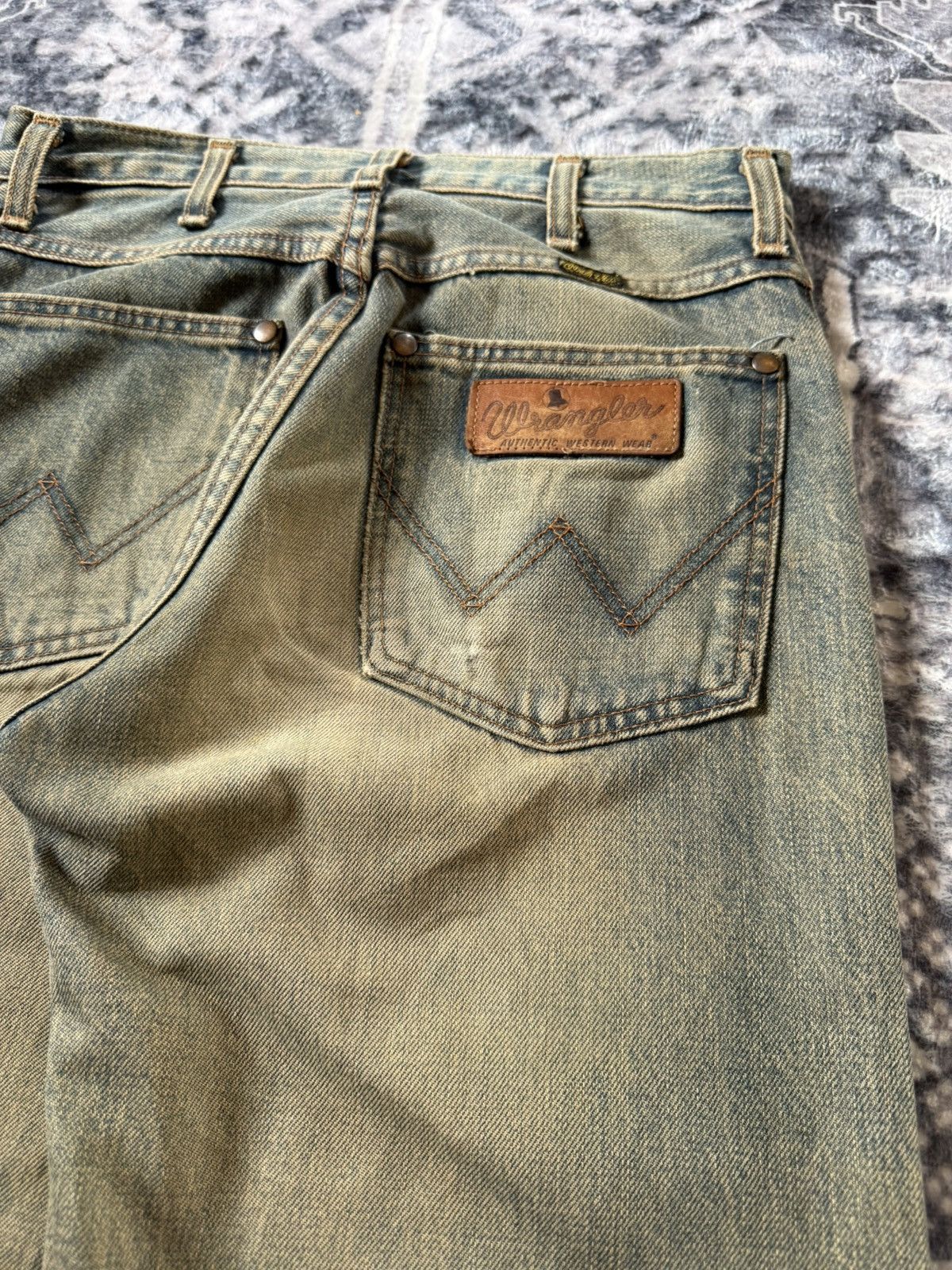 Japanese Brand Vintage Wrangler Earthy Mud Wash Selvedge Straight Jeans Size US 28 / EU 44 - 17 Thumbnail