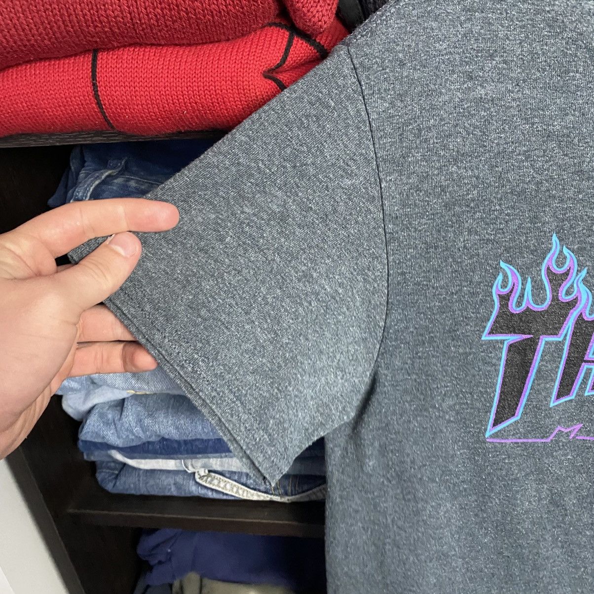 Thrasher Mens Thrasher Big Fire logo y2k skategang tee size S Size US S / EU 44-46 / 1 - 5 Thumbnail