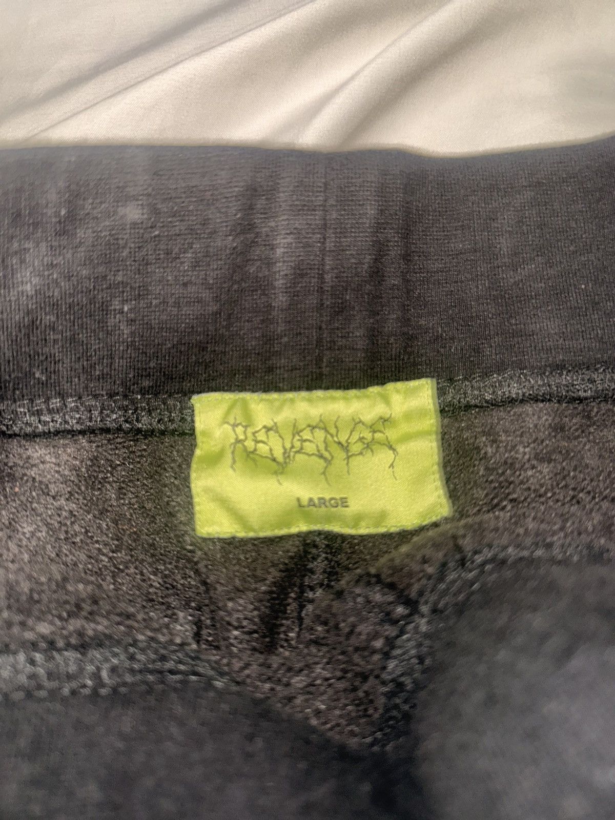 Revenge Revenge Shorts Size US 32 / EU 48 - 2 Thumbnail