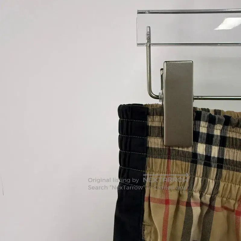 Burberry Burberry Color Blocked Cotton Casual Pants. Size 23" - 3 Thumbnail