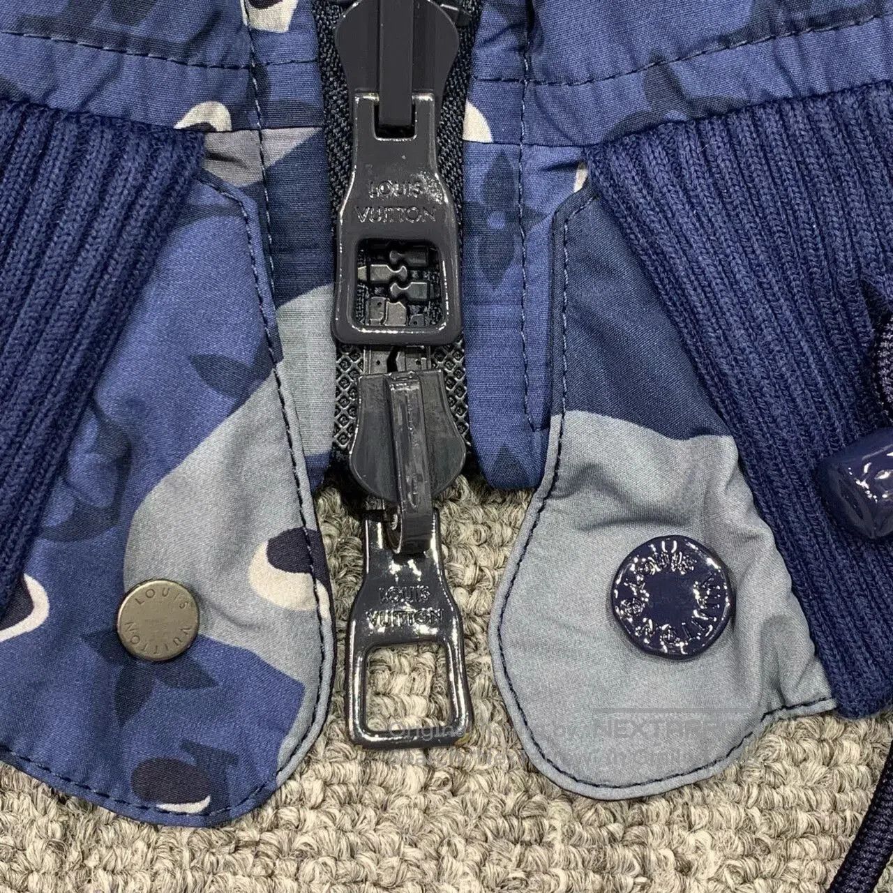 Louis Vuitton blue camouflage reversible cotton jacket. Size US L / EU 52-54 / 3 - 8 Thumbnail