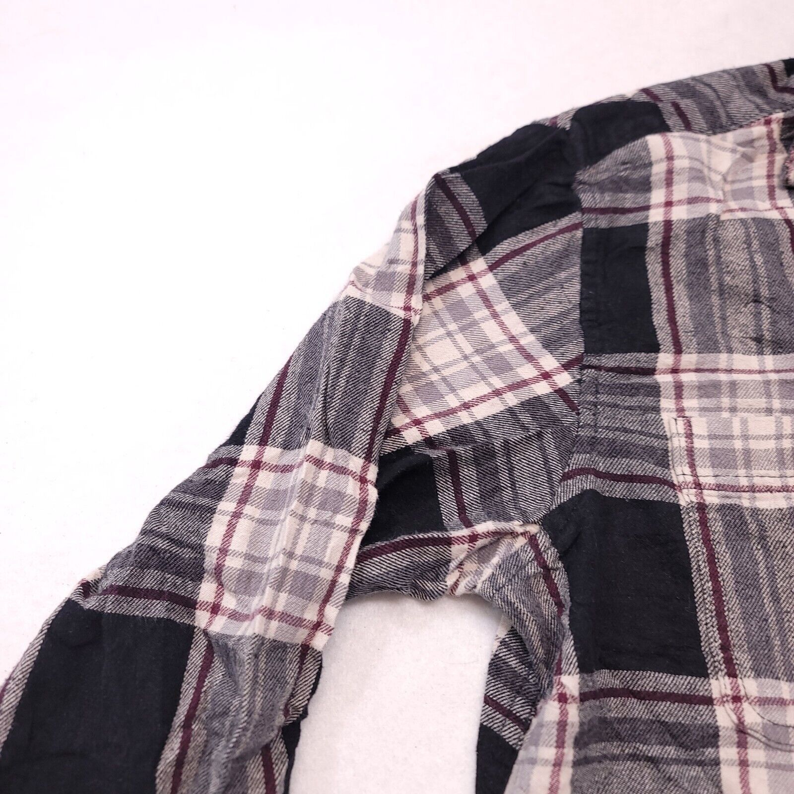 Basic Editions Basic Editions Tratan Flannel Shirt Mens Size Medium M Black Size US M / EU 48-50 / 2 - 4 Thumbnail