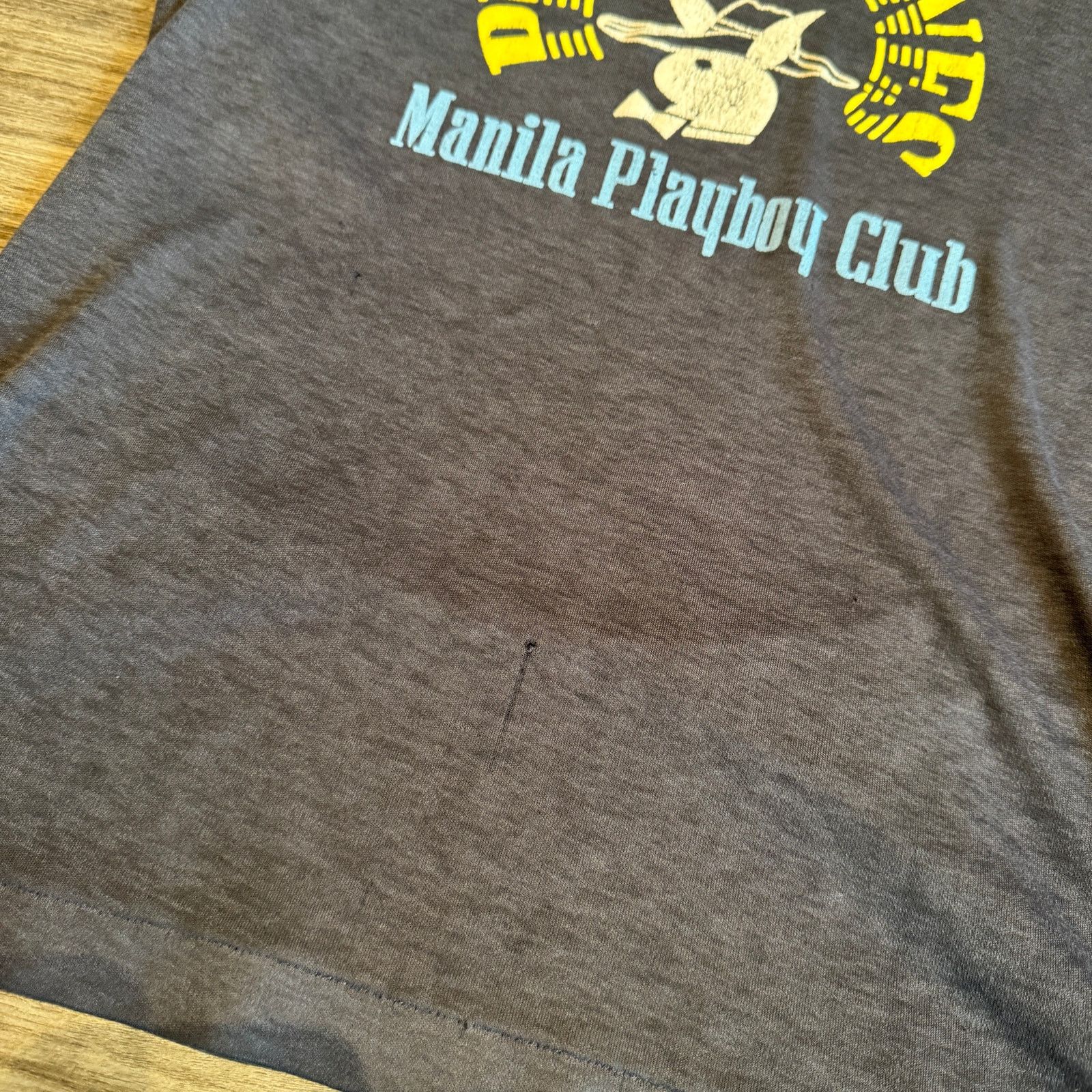 Other 70’s/80’s playboy manila tee Large Size US L / EU 52-54 / 3 - 3 Thumbnail