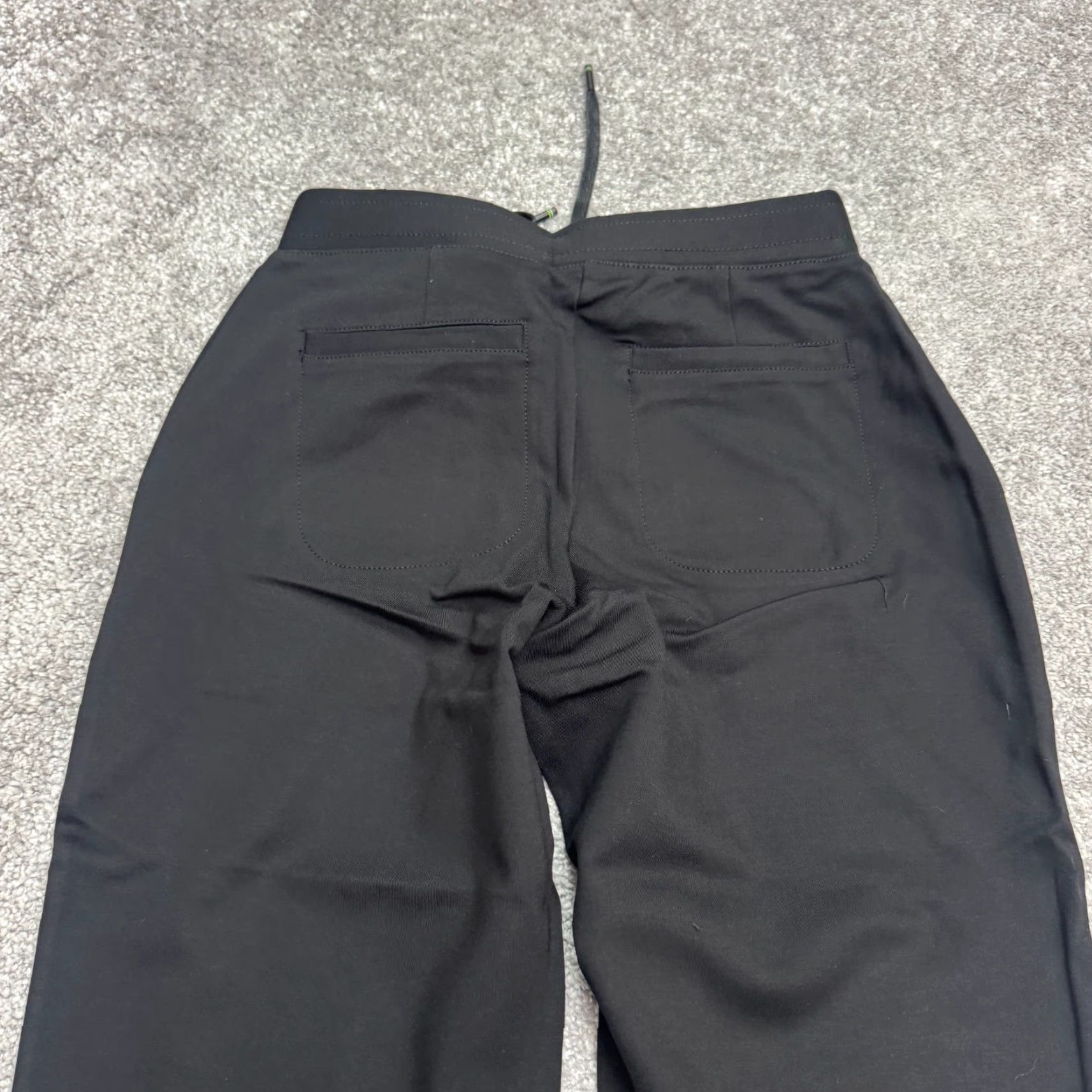 Vintage VINTAGE Betabrand Women's Jogger Pants XS Black Stretch Casual Tapered Pockets 27in Inseam Size 26" / US 2 / IT 38 - 6 Thumbnail