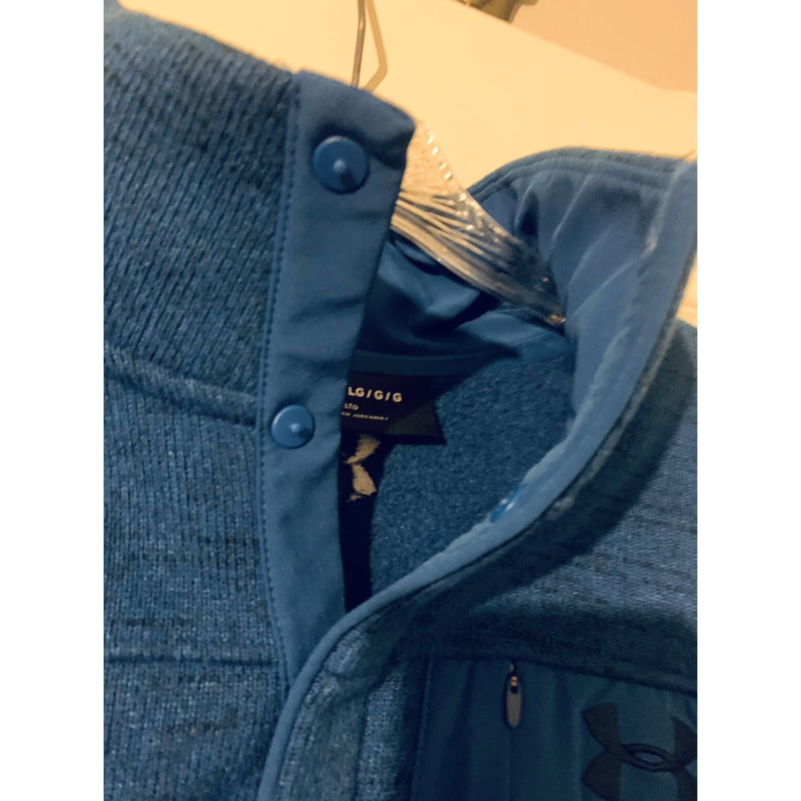 Under Armour Under Armour Shirt Men L Blue 1/4 Snap Pullover Chest Pocket Loose Fit Size US L / EU 52-54 / 3 - 3 Thumbnail