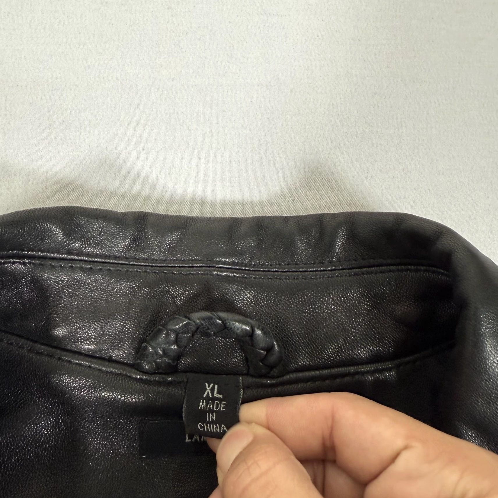 Liz Claiborne VINTAGE Claiborne Jacket Mens XL Black Lambskin Leather Zip Up Lined Pockets Collared Size US XL / EU 56 / 4 - 7 Thumbnail