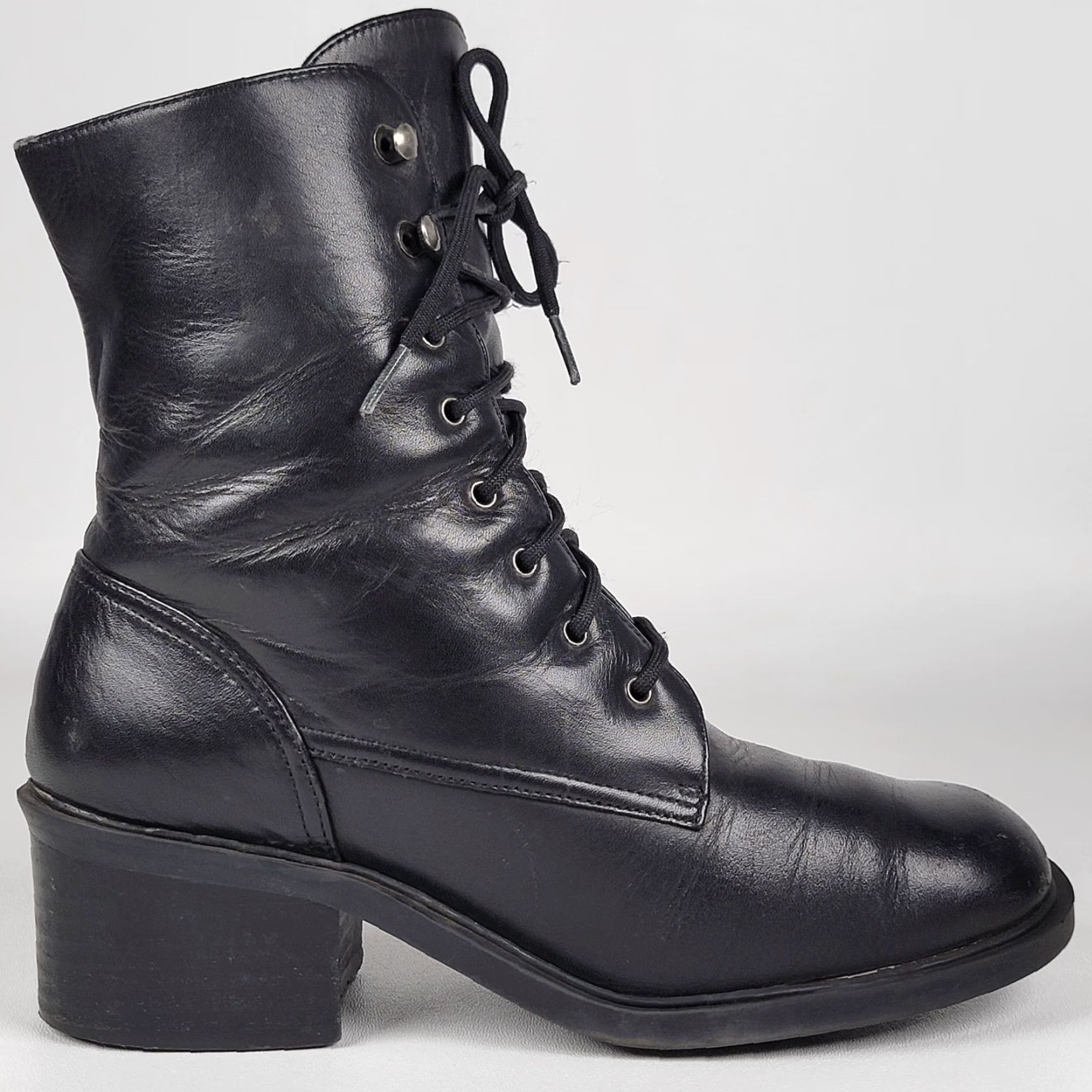 Madewell VINTAGE Madewell Partners Lace Up Granny Black Leather Riding Boots Womens Size 6.5 Size US 7 / IT 37 - 3 Thumbnail