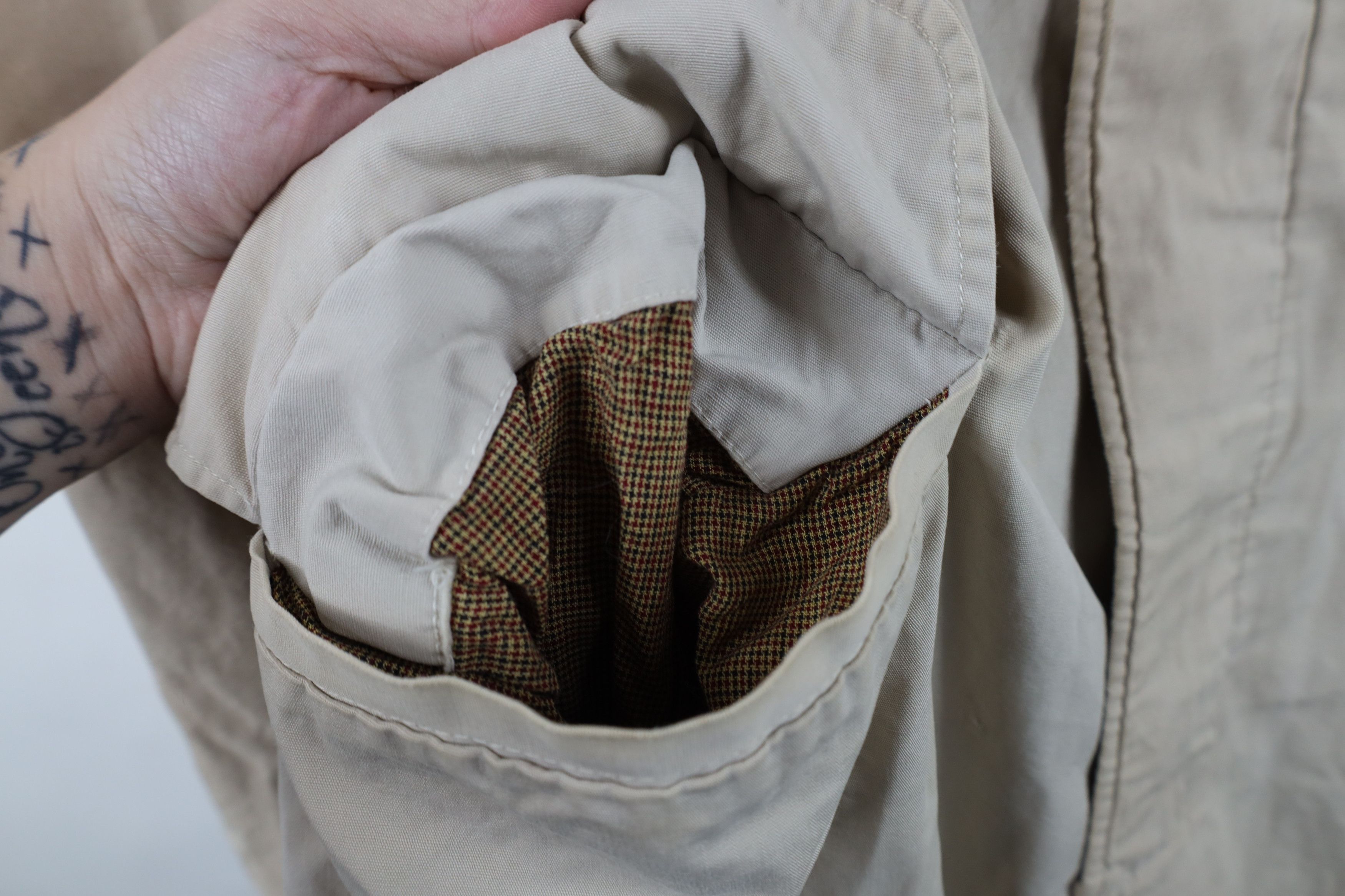 Vintage Vintage 60s 70s Streetwear Trench Coat Rain Jacket Beige Tan Size US L / EU 52-54 / 3 - 7 Thumbnail