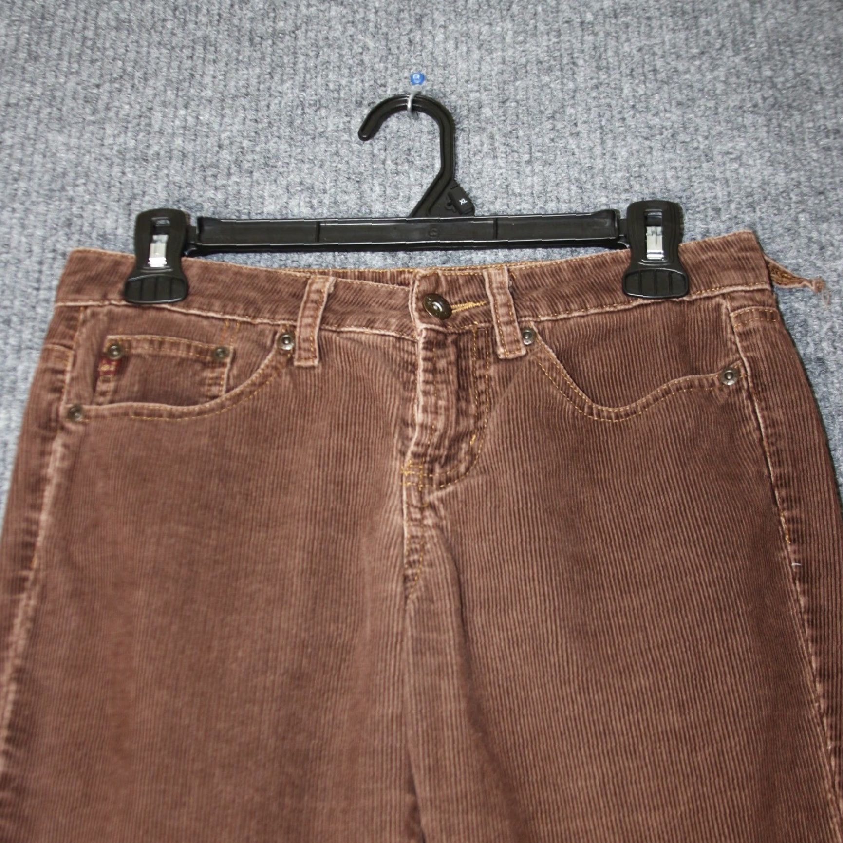 L.E.I. VINTAGE LEI Corduroy Flare Pants Womens 3 Brown Low Rise Boho 90s Y2K Size 26" / US 2 / IT 38 - 2 Thumbnail