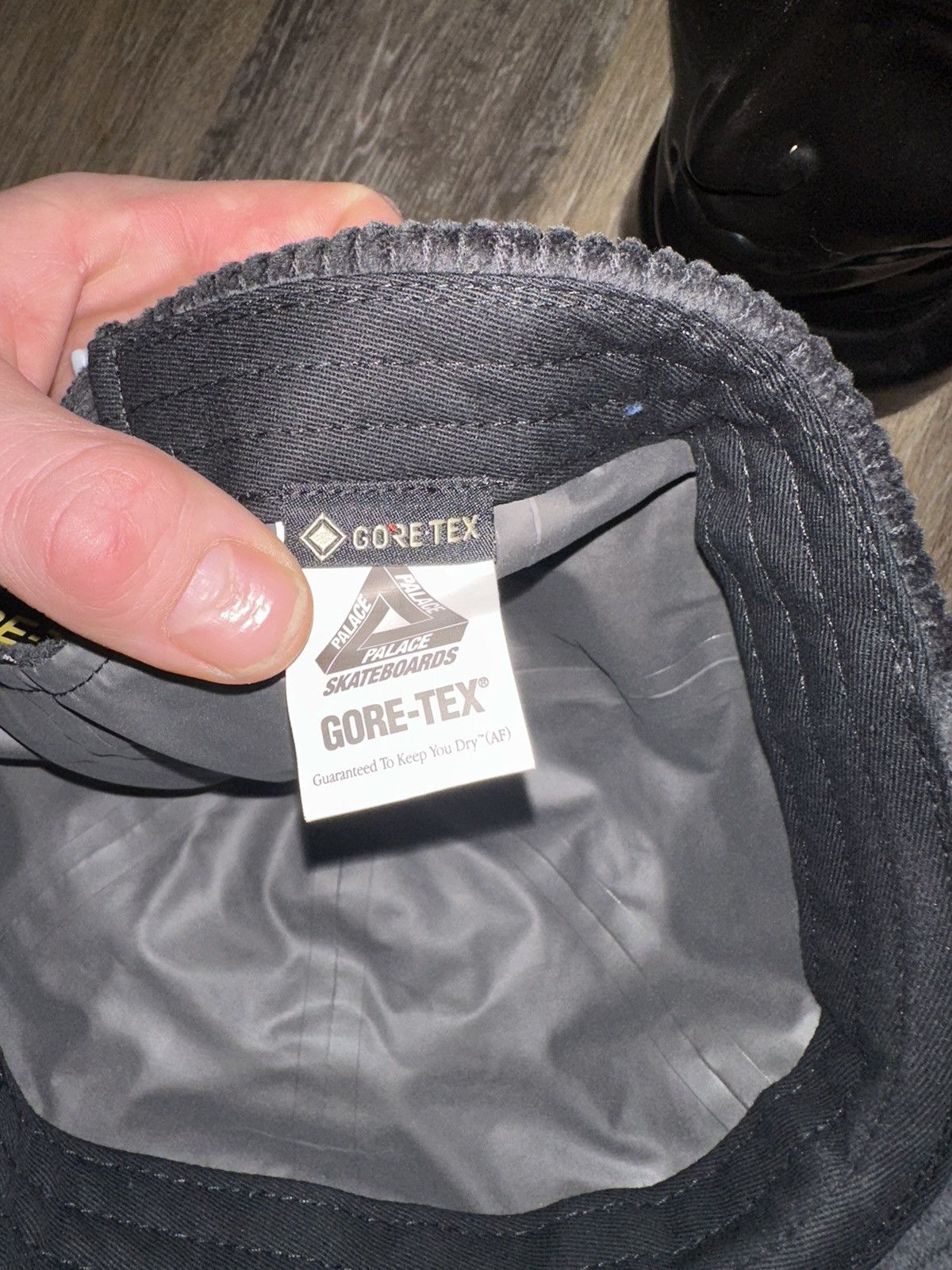 Goretex × Palace Palace Goretex P logo corduroy hat Size ONE SIZE - 12 Thumbnail