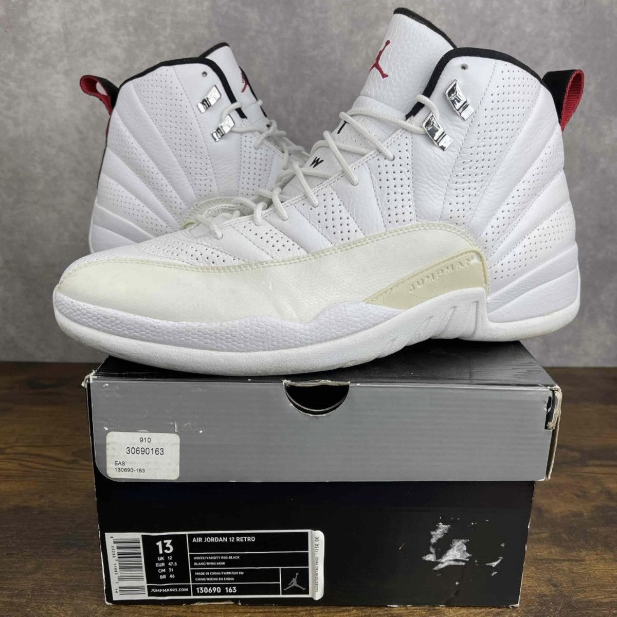 Jordan Brand Air Jordan 12 Retro Rising Sun 2009 Size 13 130690-163 White Size US 13 / EU 46 - 2 Thumbnail