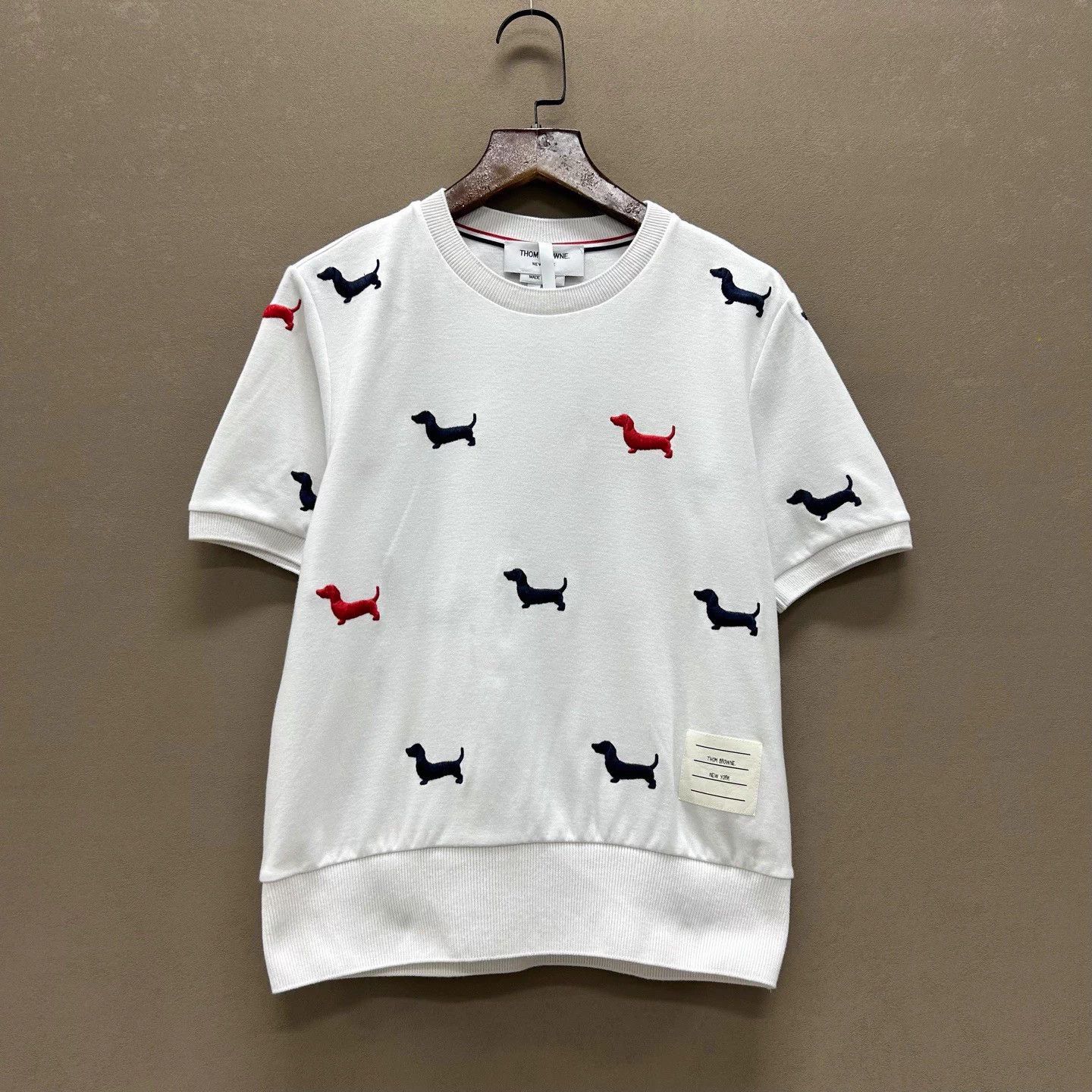 Thom Browne Thom Browne 99 New Puppy Embroidery SS Tee 40 Size S / US 4 / IT 40 - 1 Thumbnail