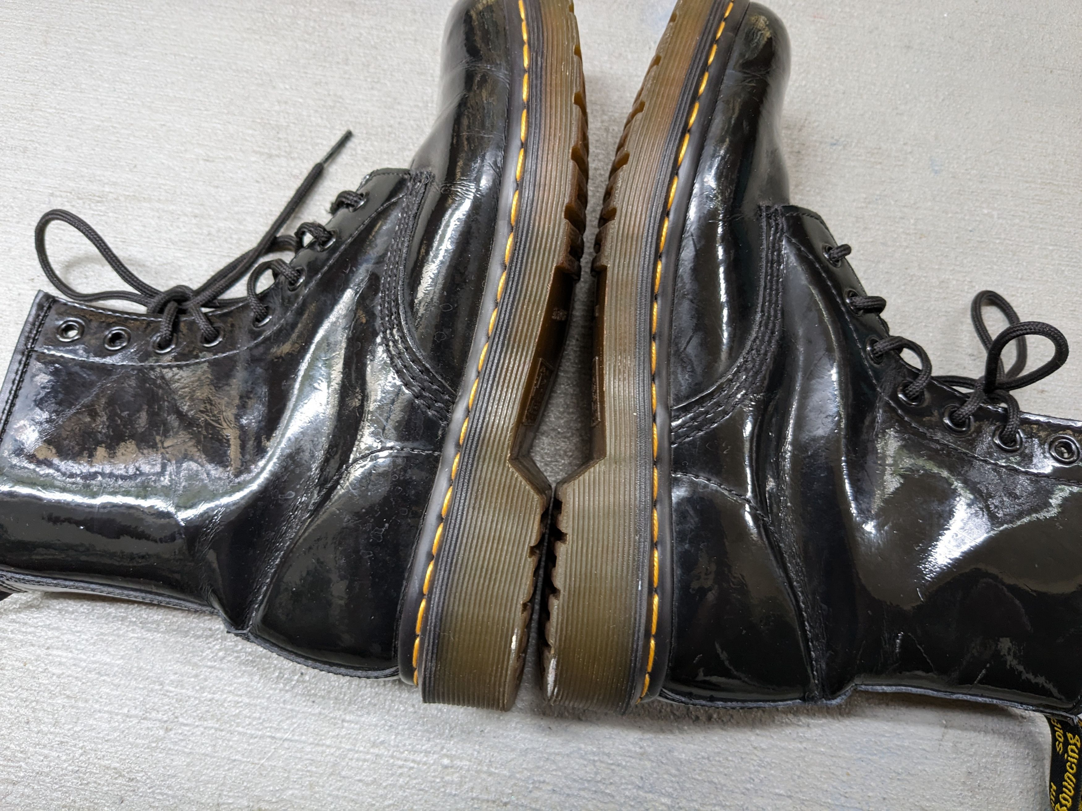 Dr. Martens × Genuine Leather Dr. Martens Boots Black Patent Leather 7 Lace Up Combat Size US 7 / EU 40 - 8 Thumbnail