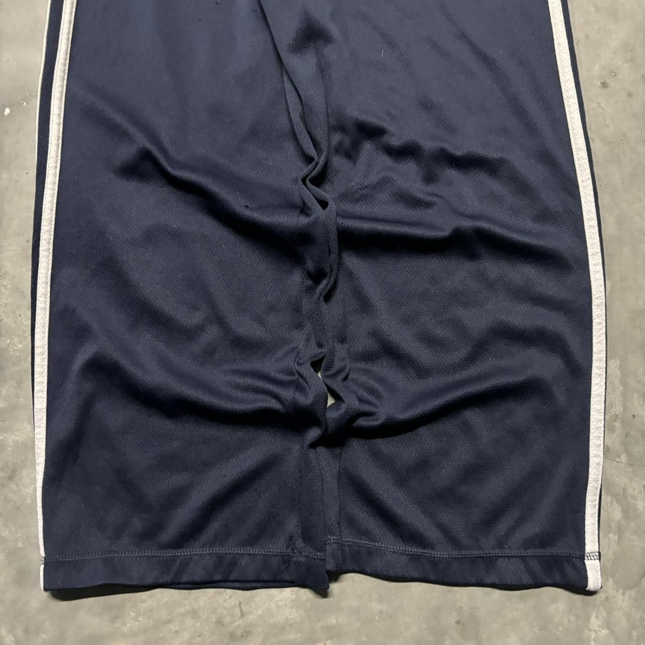 Japanese Brand × Vintage Crazy Vintage Y2K/2000s Navy Blue Striped Skater Drill Essential Sweatpants! Size US 30 / EU 46 - 4 Thumbnail