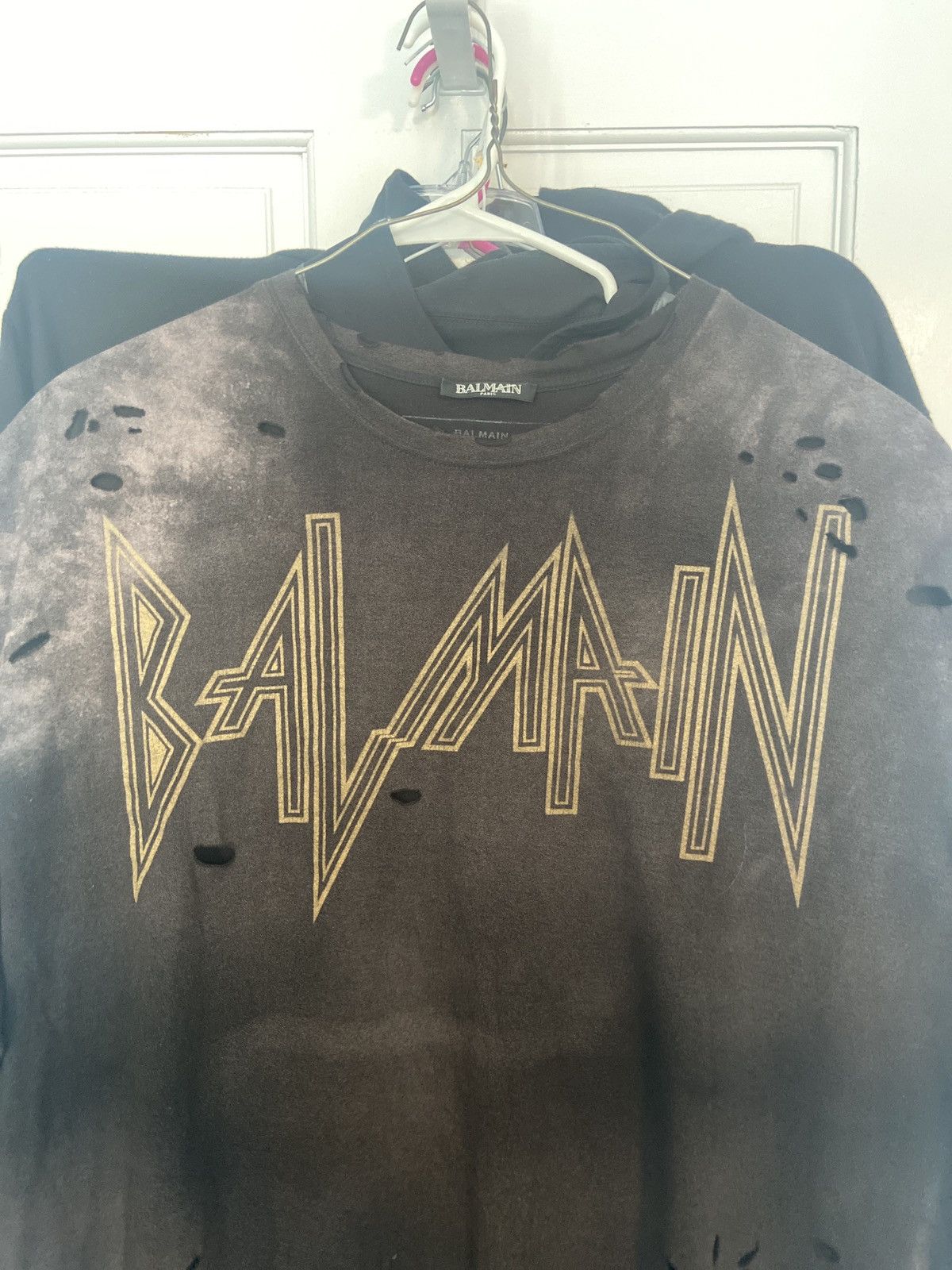 Balmain SS10 Decarnin Destroyed Army t-shirt | Grailed