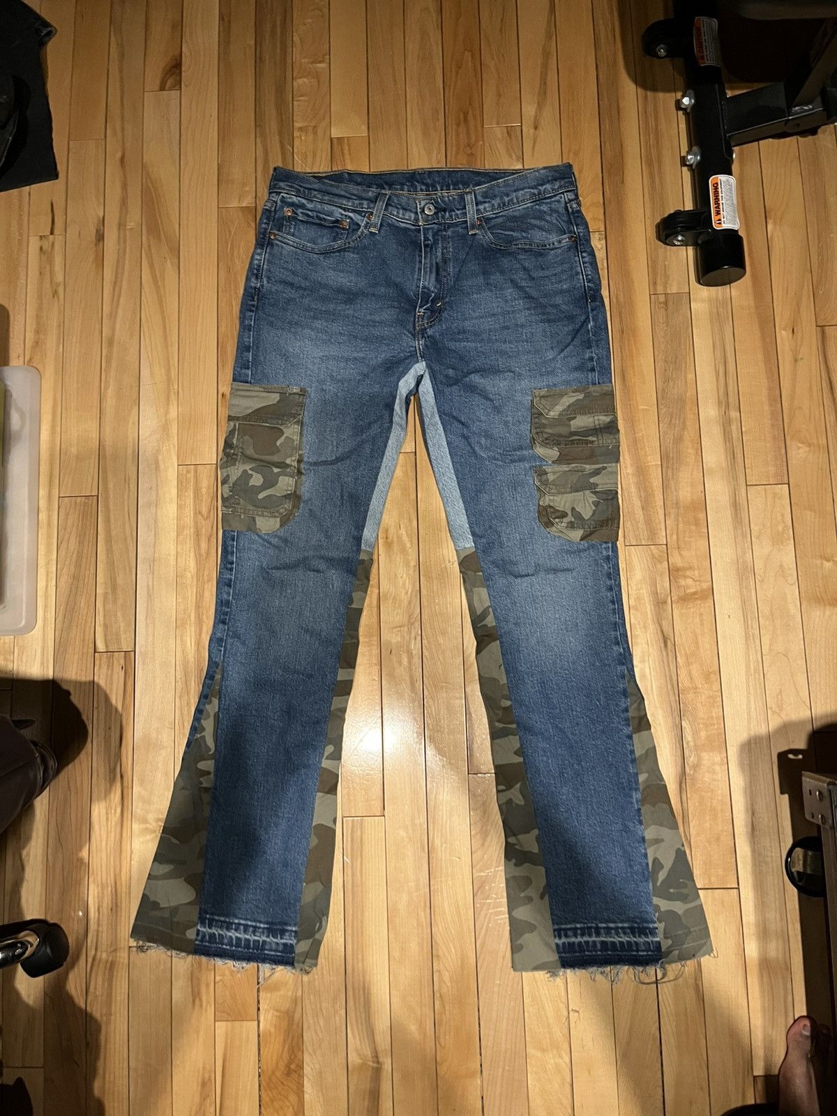 Levi's Custom Flared Levi’s Jeans with Camo pockets Size US 34 / EU 50 - 1 Thumbnail