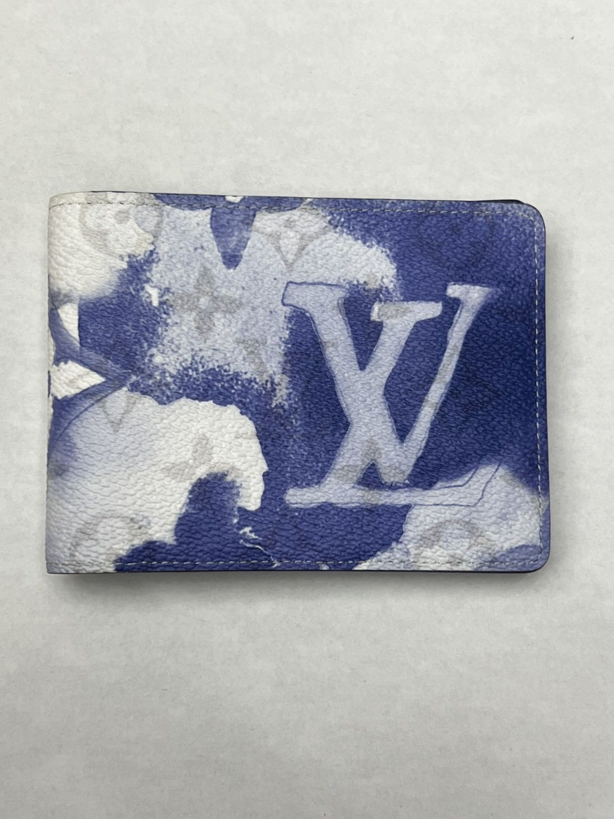 Louis Vuitton Louis Vuitton Watercolor Blue Wallet Size ONE SIZE - 1 Thumbnail