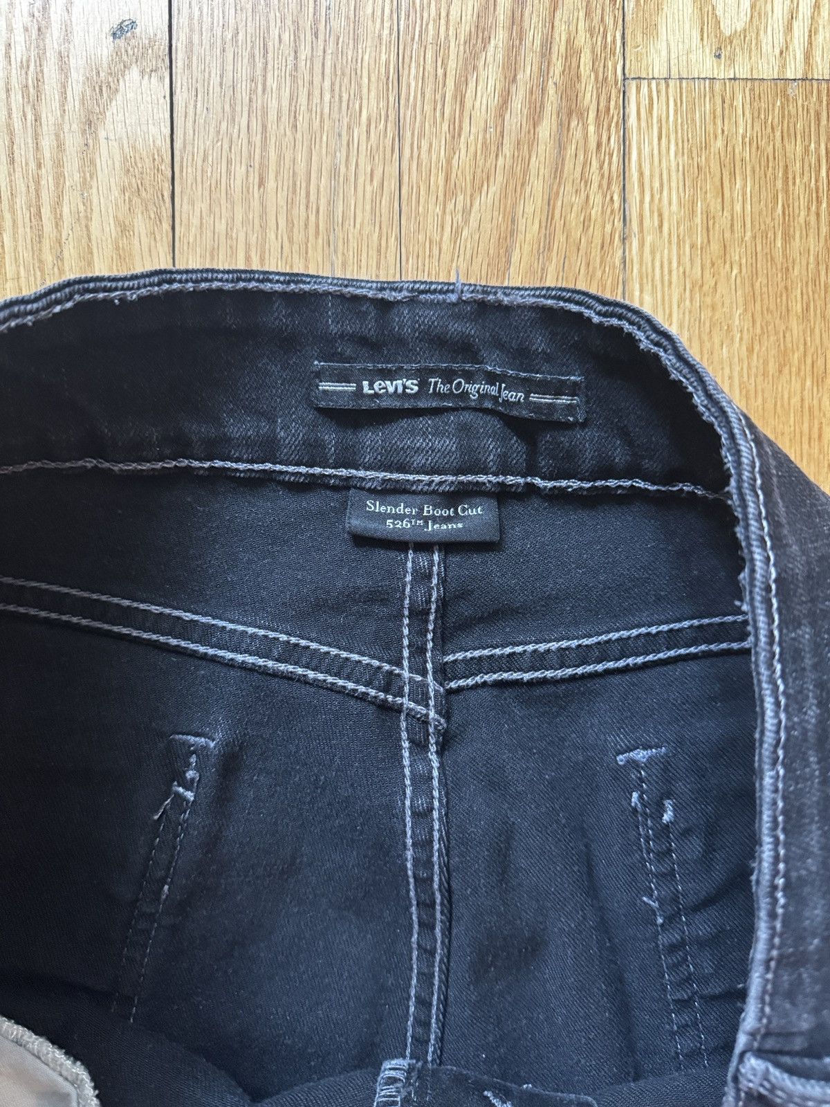 Levi's Levi's 526 Women’s Slender Bootcut Jeans Size 33" - 5 Thumbnail
