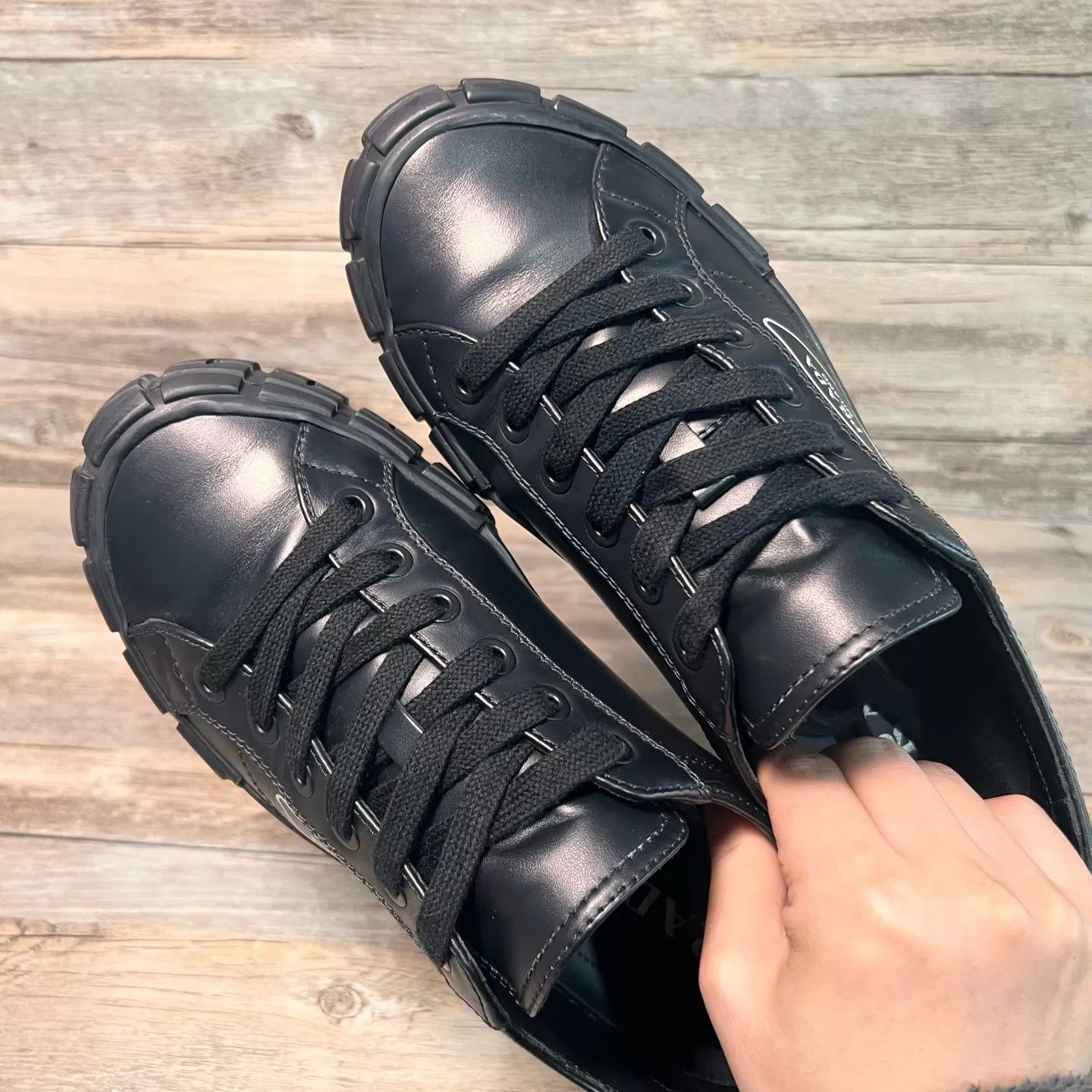 Prada Prada Black Leather Tri Logo Sneaker US7.5/41.5 Size US 7.5 / EU 40-41 - 5 Thumbnail