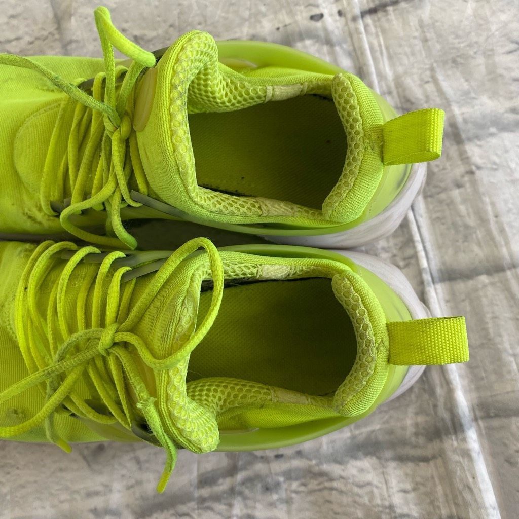 Nike Nike Air Presto men 7 tie up low top athletic shoes neon yellow/green Size US 7 / EU 40 - 12 Thumbnail