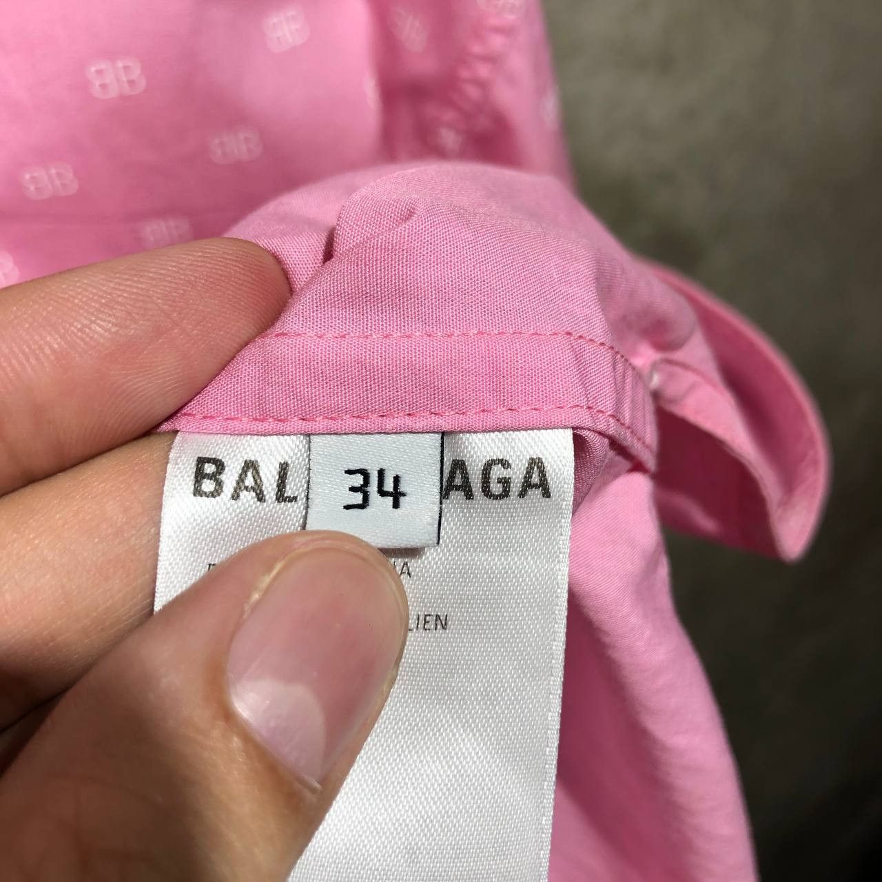 Balenciaga Balenciaga BB logo all over print poplin shirt Size L / US 10 / IT 46 - 19 Thumbnail