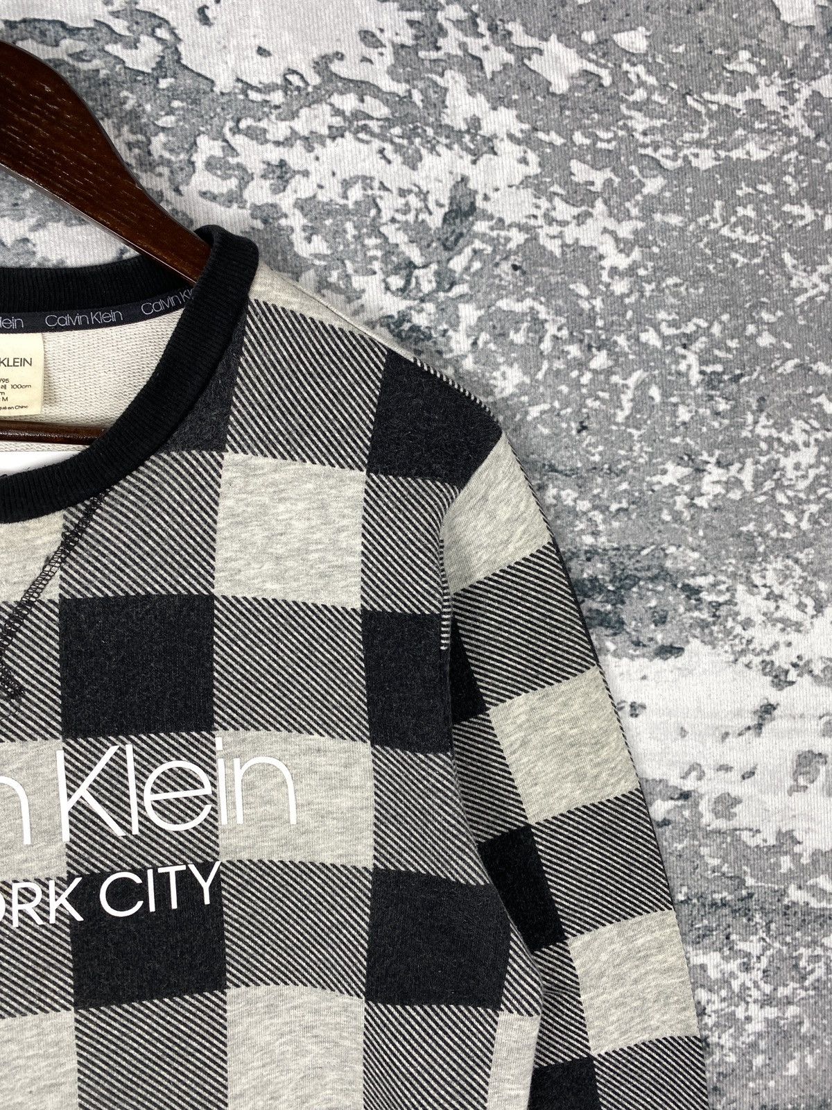 Calvin Klein Vintage Calvin Klein Crewneck Sweatshirts Size US M / EU 48-50 / 2 - 3 Thumbnail