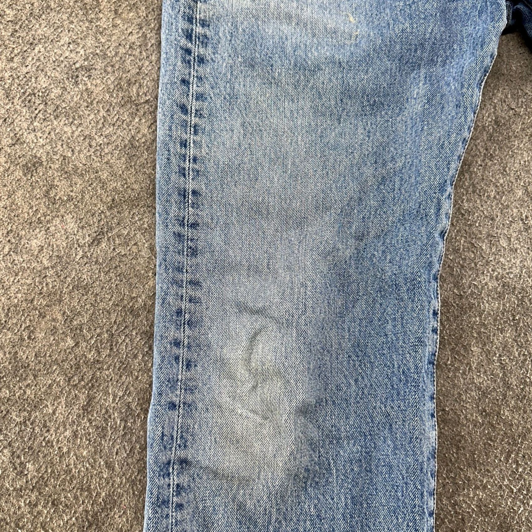 Levi's Levi's 501 Jeans Men 34x30 Regular Medium Wash Distressed Denim Straight Button Jeans Mens Regular Fit Vintage Retro Style - Levi's 501 Series Size US 34 / EU 50 - 6 Thumbnail