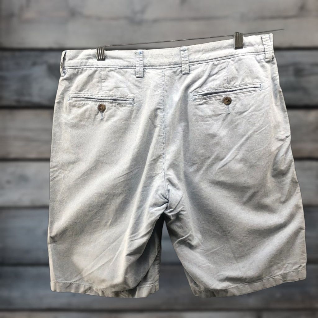J.Crew J. Crew Chino Shorts Mens 32 Light Blue Cotton Flat Front 10.5" Lightweight Flat Front Pocket Back Button-Through Size US 32 / EU 48 - 1 Thumbnail
