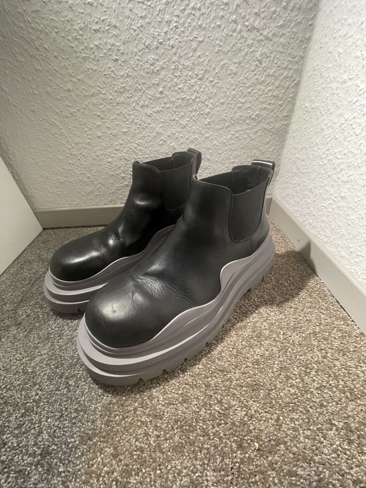 Bottega Veneta Tire Boot Size US 10 / EU 43 - 1 Thumbnail