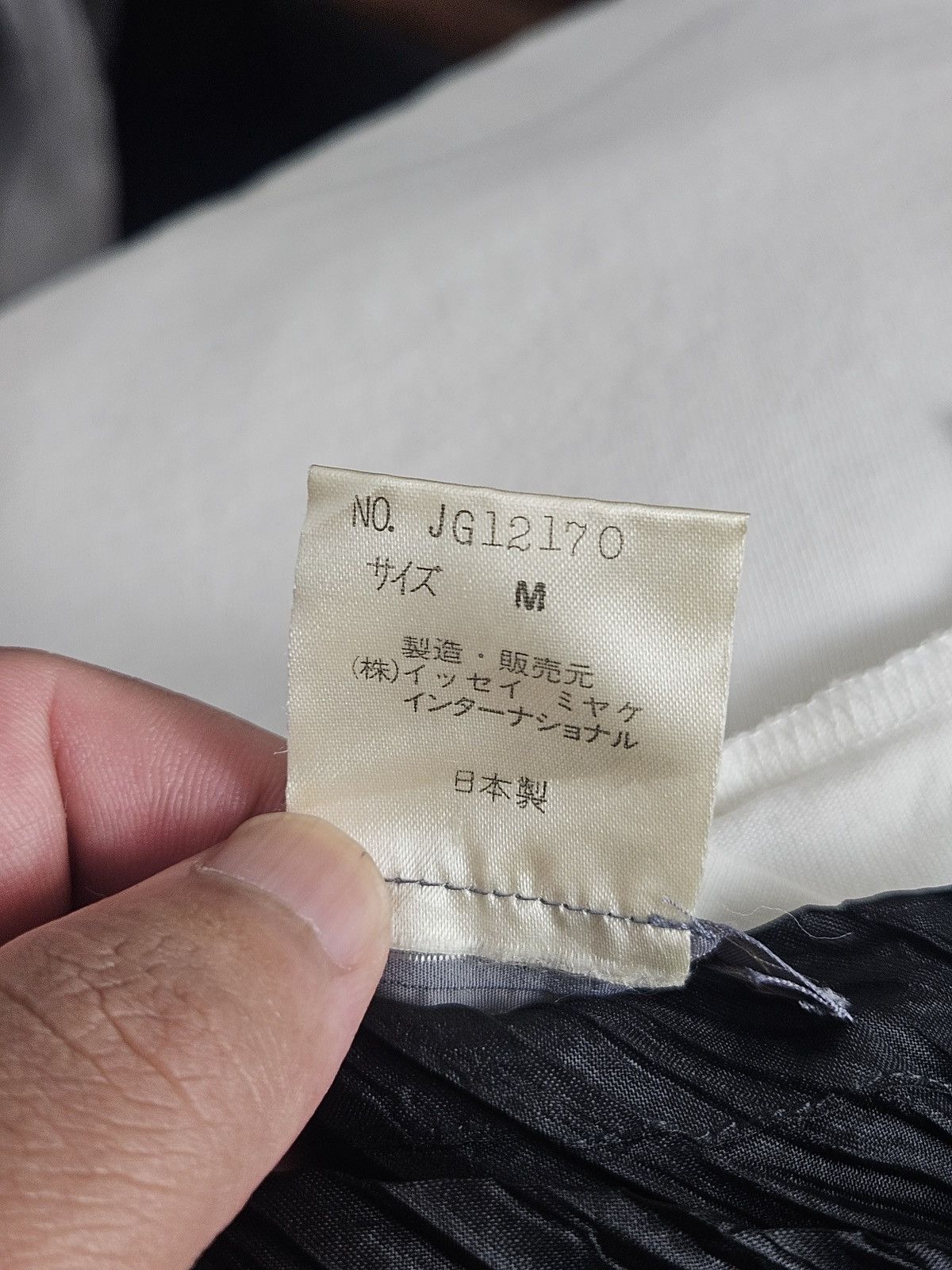 Pleats Please Issey Miyake Pleats Please Issey Miyake plissé shirt Size M / US 6-8 / IT 42-44 - 5 Thumbnail