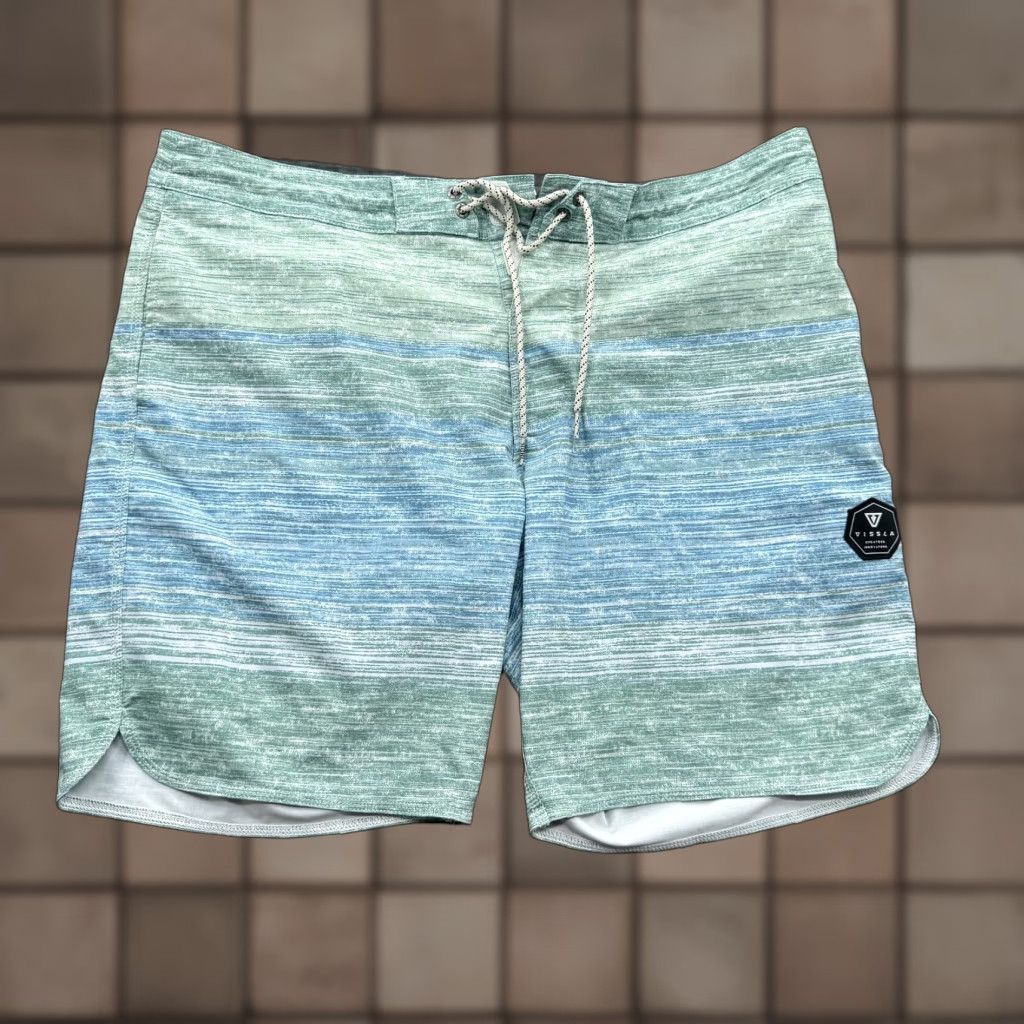 Vissla Vissla Board Shorts Mens 38 Green Blue Stripe Quick Dry Poly Cotton Swim Bottoms Trunks Size US 38 / EU 54 - 1 Thumbnail