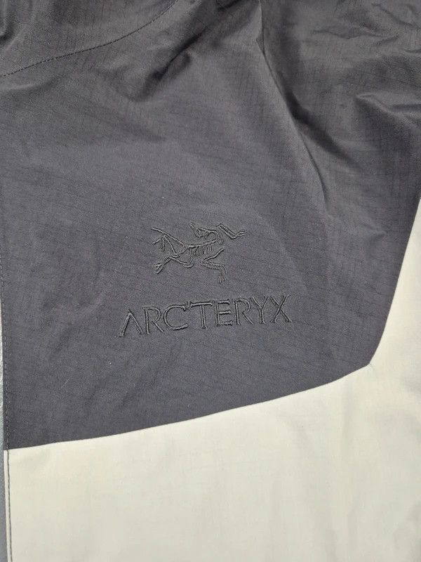 Arc'teryx Arc'teryx Mens Black Beams Patchwork Beta SL Raincoat Size S Size US S / EU 44-46 / 1 - 5 Thumbnail