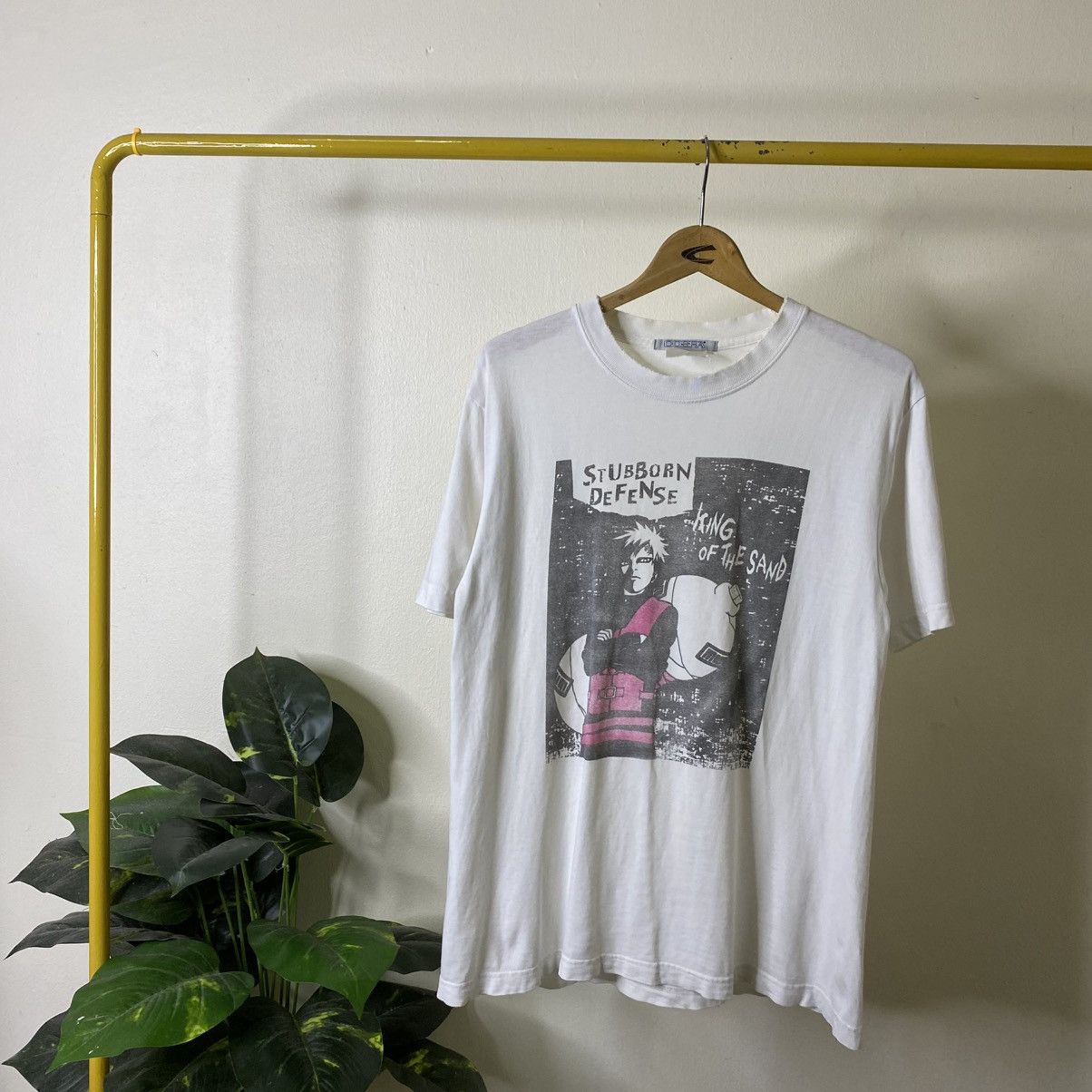 Anime Vintage 2000s Naruto Shippuden Gaara King Of The Sand Tshirt Size US M / EU 48-50 / 2 - 1 Thumbnail
