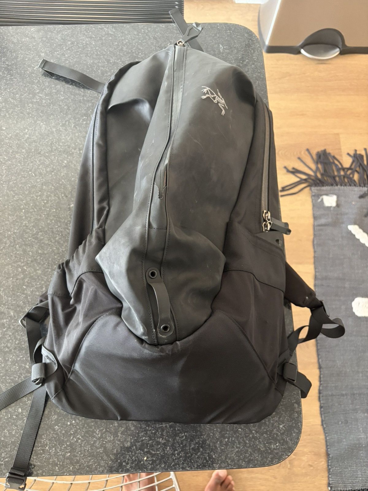 Arc'teryx RARE‼️ ARCTERYX MISTRAL 8 BAG | Grailed