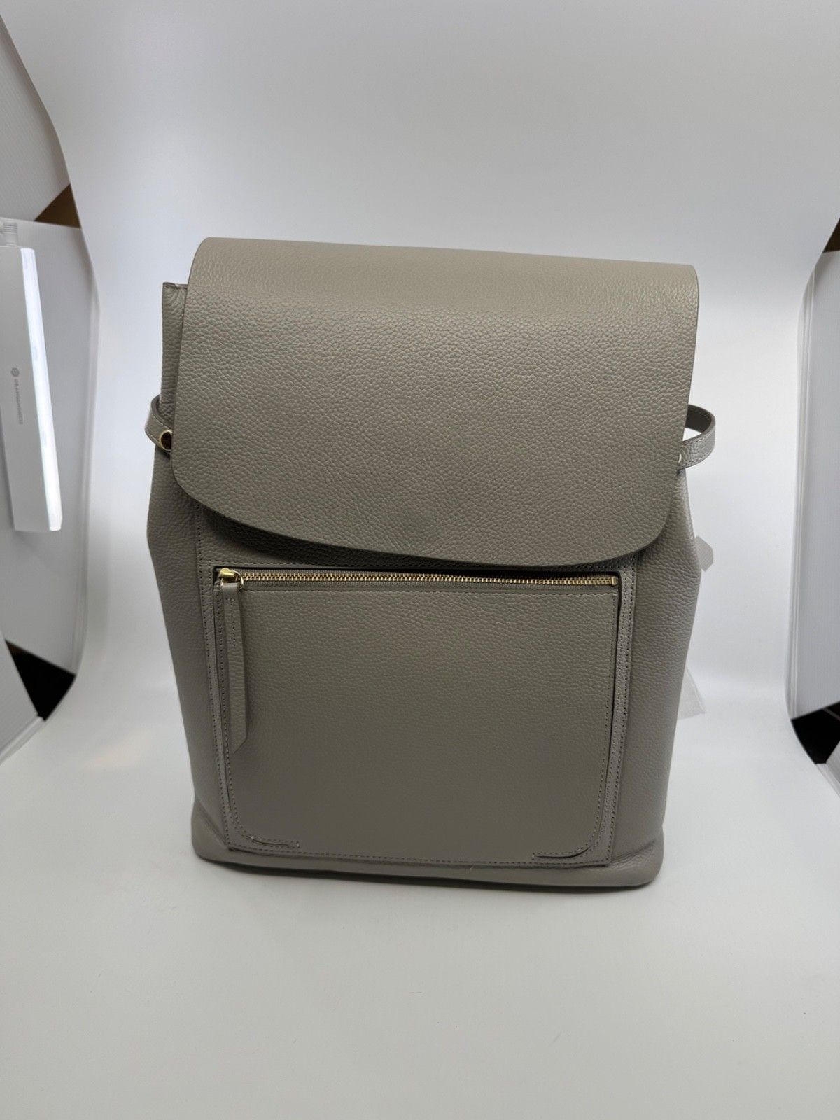 Nordstrom NWOT Nordstrom Grey Pebbled Genuine Leather Backpack Size ONE SIZE - 1 Thumbnail