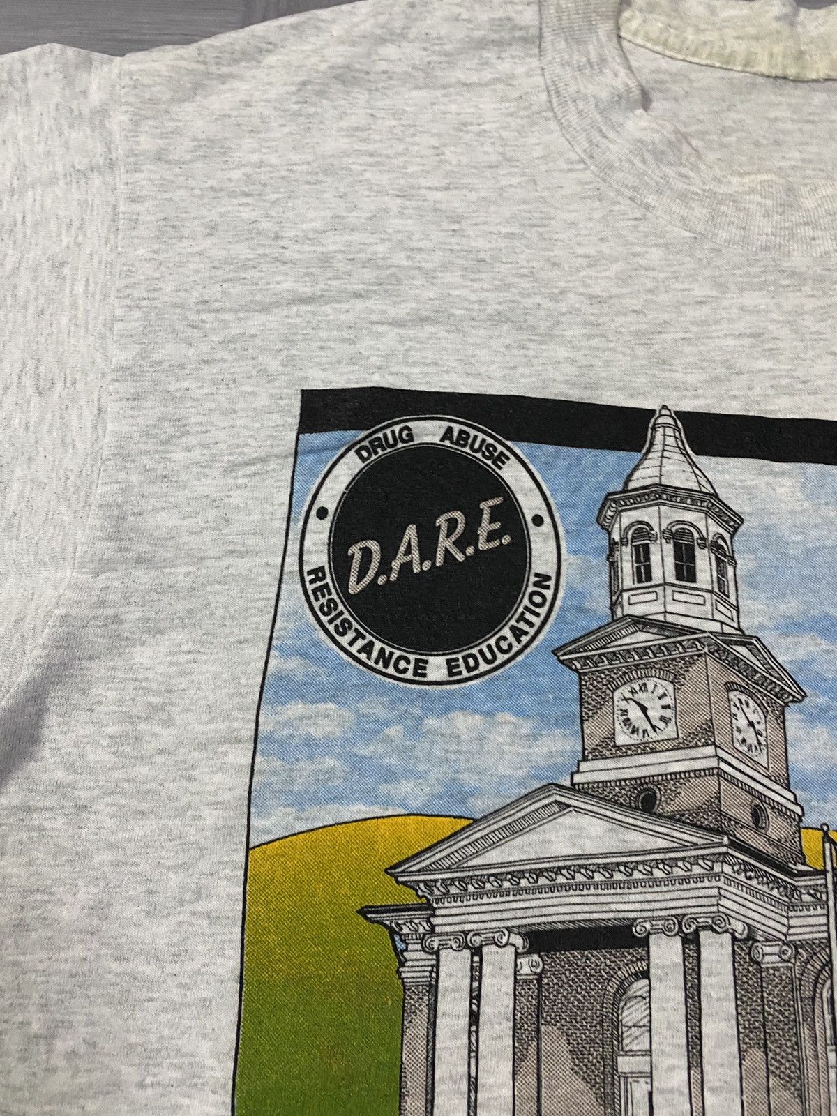 D.A.R.E Vintage D.A.R.E Sheriff Serving Our Cummunity Size US M / EU 48-50 / 2 - 5 Thumbnail