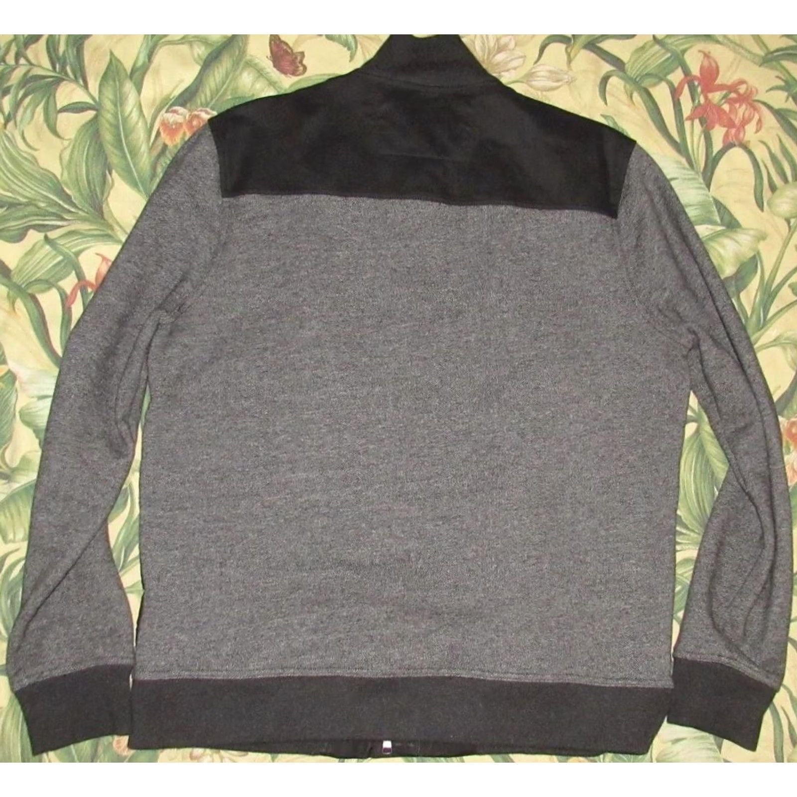 Banana Republic VINTAGE Banana Republic Bomber Jacket XL Gray Black Two Tone Coated Size US XL / EU 56 / 4 - 3 Thumbnail