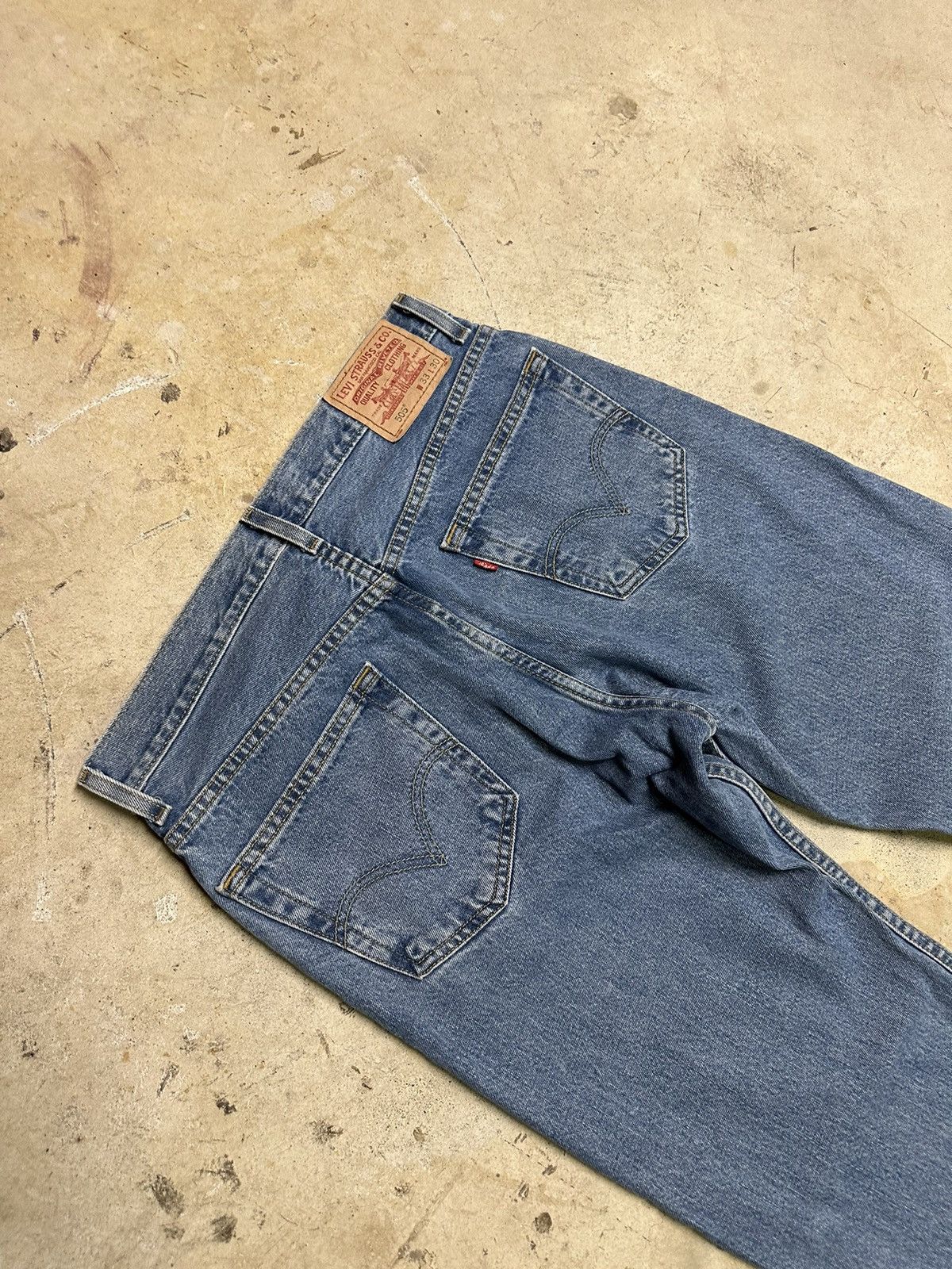Levi's Vintage Men’s Blue Jeans Pants Levi’s 505 Size US 33 - 5 Thumbnail