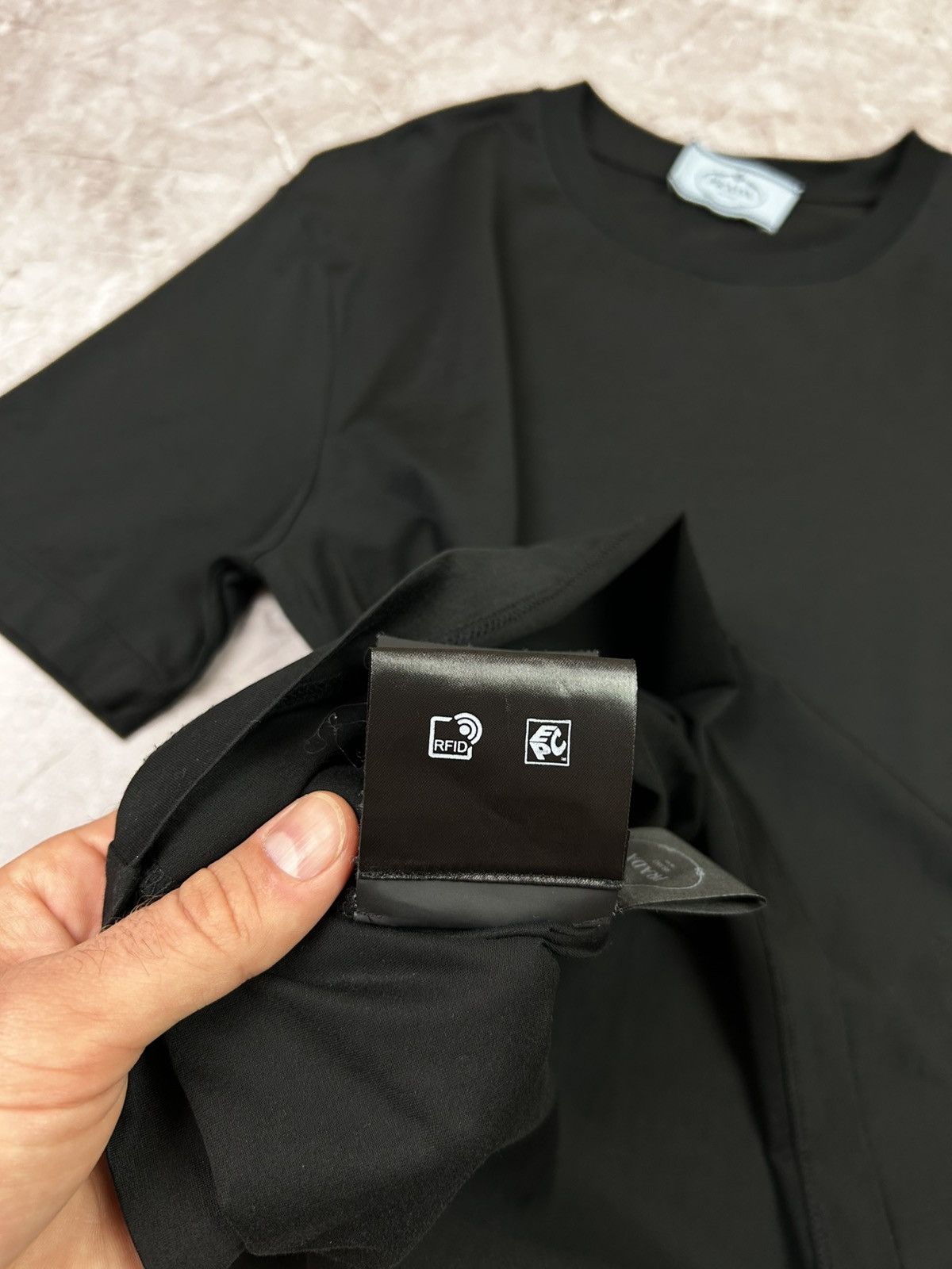Prada Prada Milano T-shirt Women’s Size L Size L / US 10 / IT 46 - 9 Thumbnail