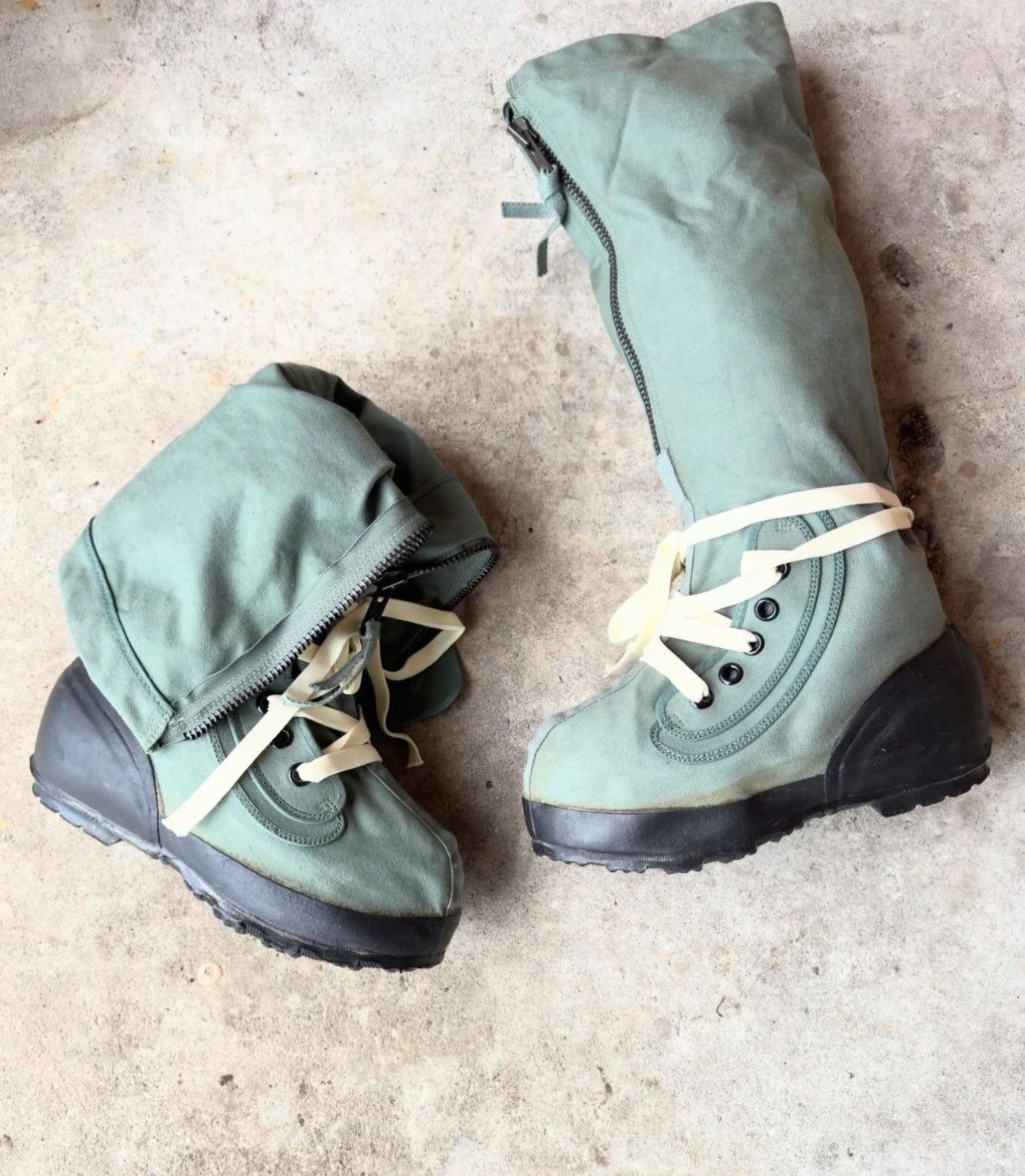 Vintage Vintage 1970s Muk Pilot Boots Size US 10 / EU 43 - 2 Thumbnail