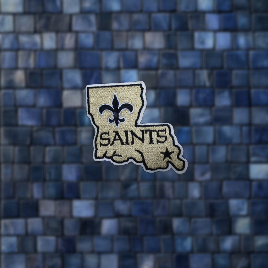 Chalk Line VINTAGE Chalk Line NFL Saints Wool Varsity Jacket SZ L Mens Size US L / EU 52-54 / 3 - 1 Thumbnail