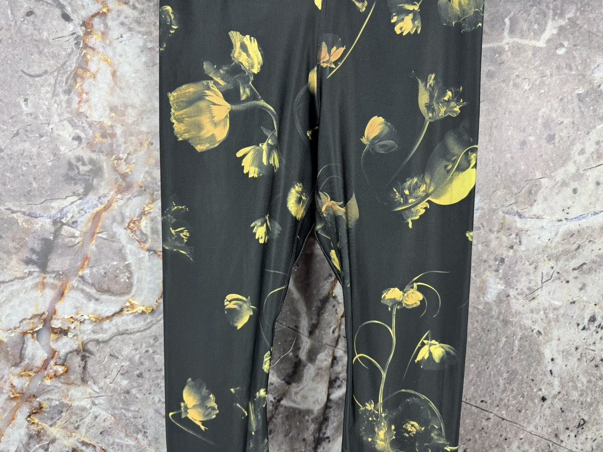 Nike Nike Women’s Floral Dri-Fit Leggings Black Yellow Size M Size 30" / US 8 / IT 44 - 3 Thumbnail