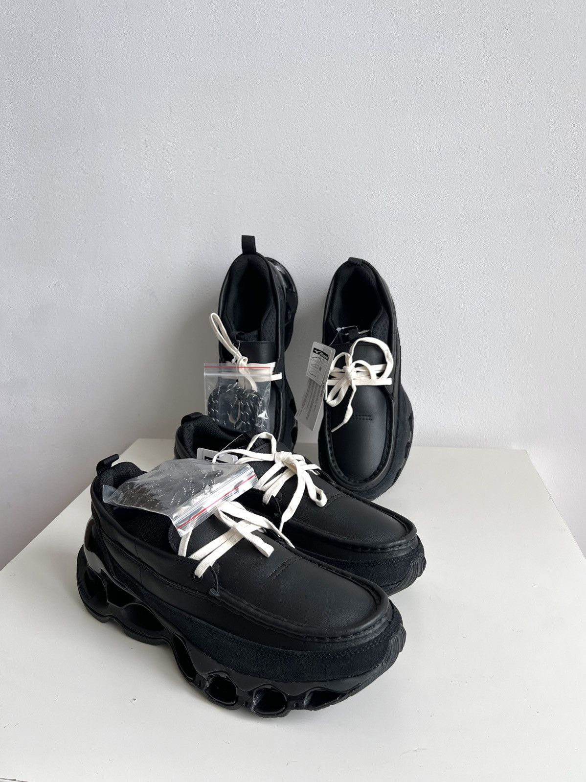 Hoka × Mizuno × ROA 🔥🆕Mizuno Wave Prophecy Moc Loafers Sneakers 1906L(lot2) Size US 9.5 / EU 42-43 - 3 Thumbnail