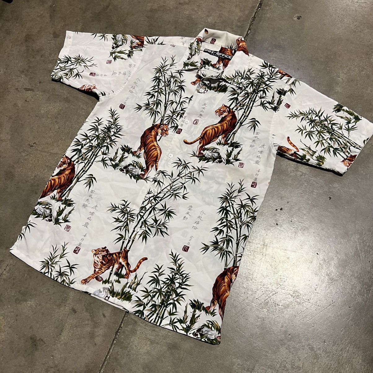 JNCO Vintage Box Office Island Tiger Button Up Shirt Japanese Y2K Size US S / EU 44-46 / 1 - 2 Thumbnail