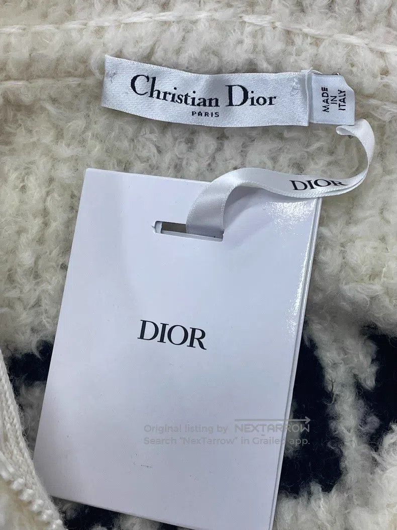 Dior Dior White lamb's wool hooded zipper jacket Size XS / US 0-2 / IT 36-38 - 3 Thumbnail