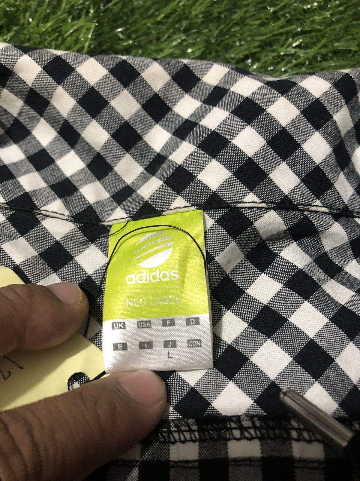 Adidas ADIDAS x SHIRTS CHECKERED Size US L / EU 52-54 / 3 - 3 Thumbnail