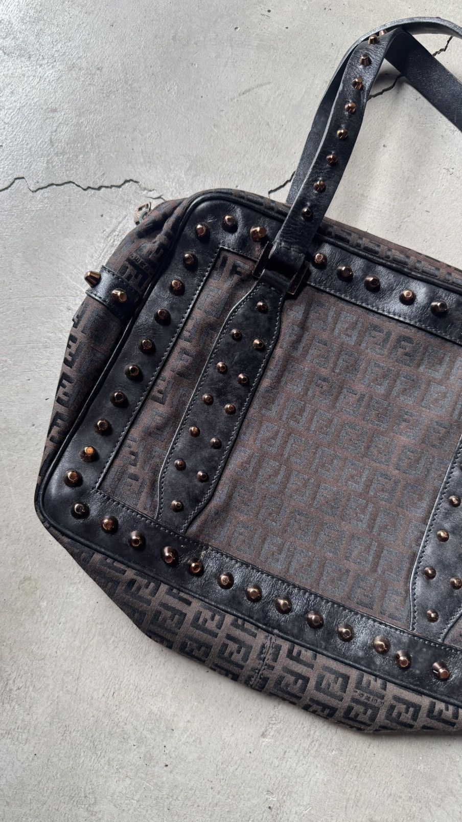 Fendi Fendi studded handbag Size ONE SIZE - 2 Thumbnail