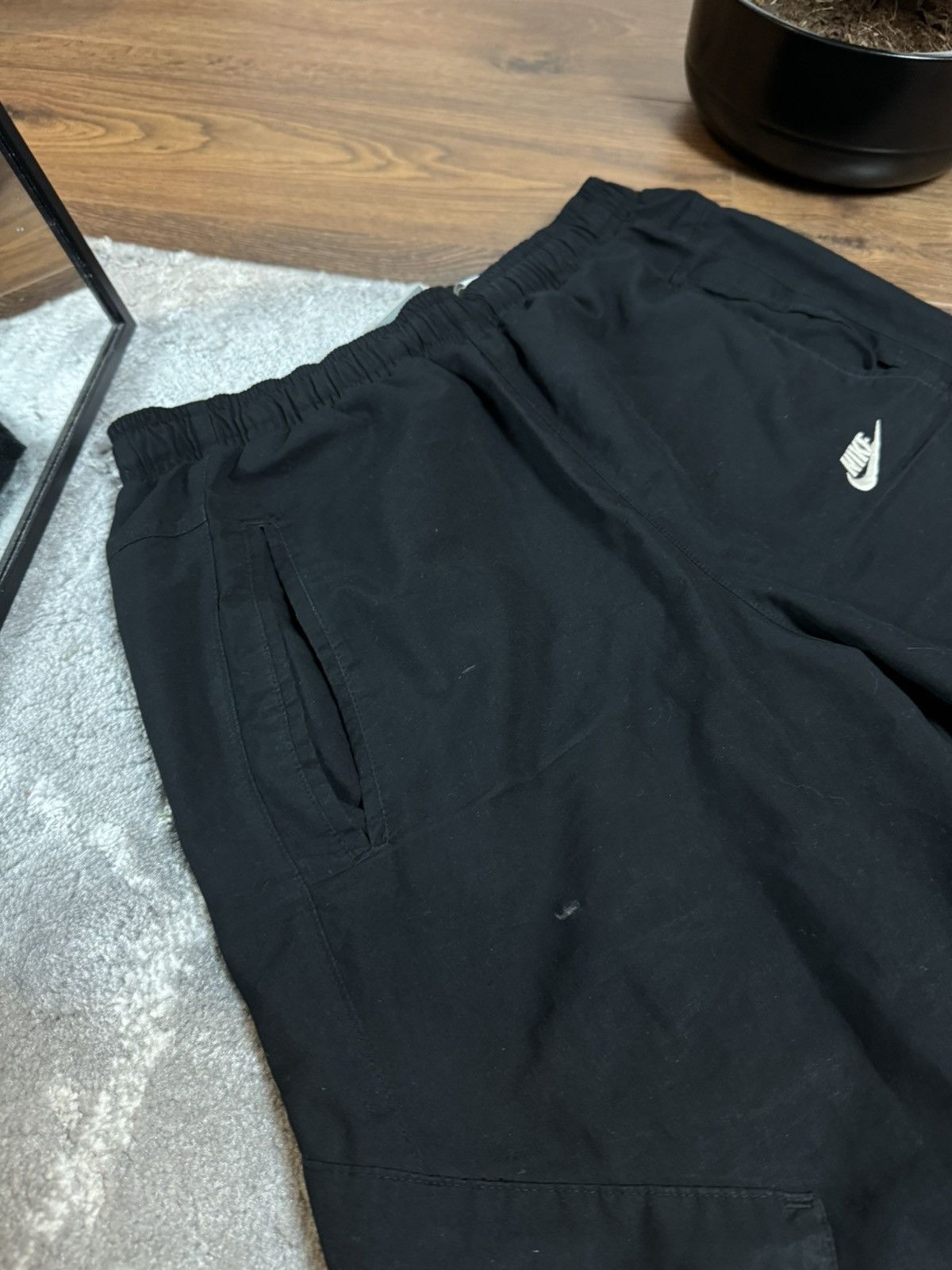 00s Nike Vintage Nylon Cargo Joggers Baggy Pants Y2K Drill